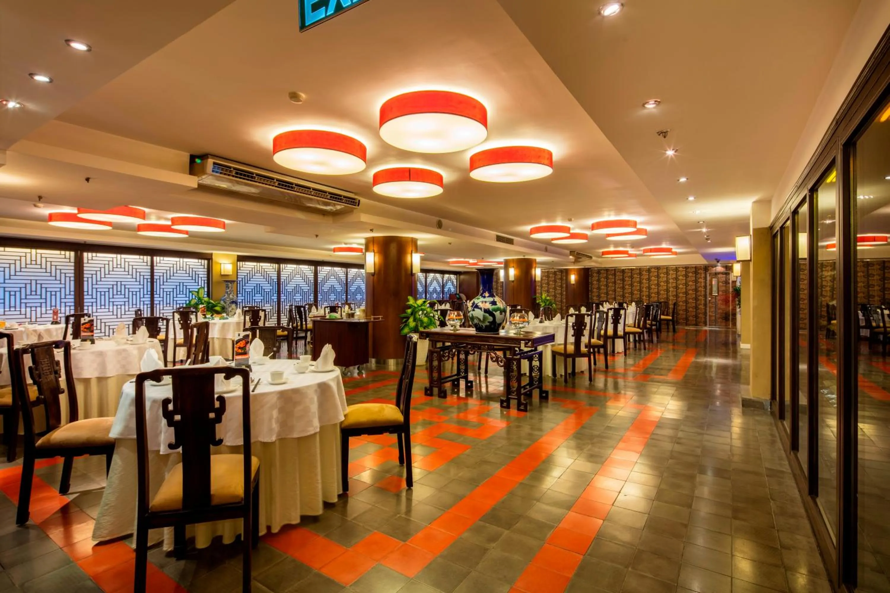 Restaurant/places to eat in Norfolk Mansion - Luxury Serviced Apartment