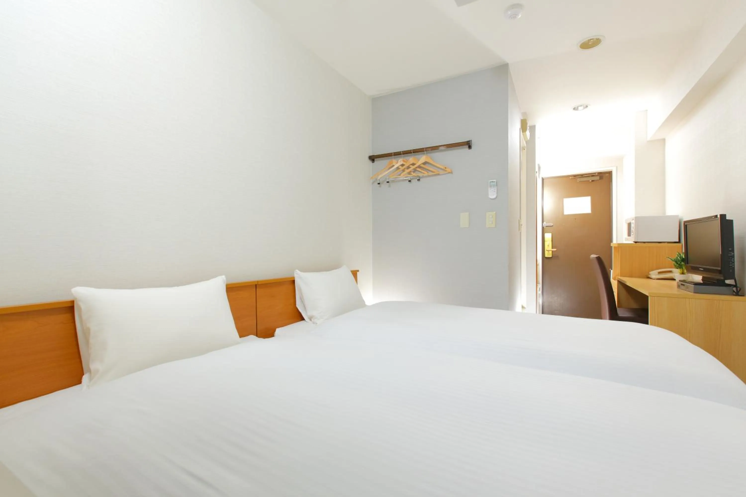 Photo of the whole room, Bed in HOTEL MYSTAYS Kameido