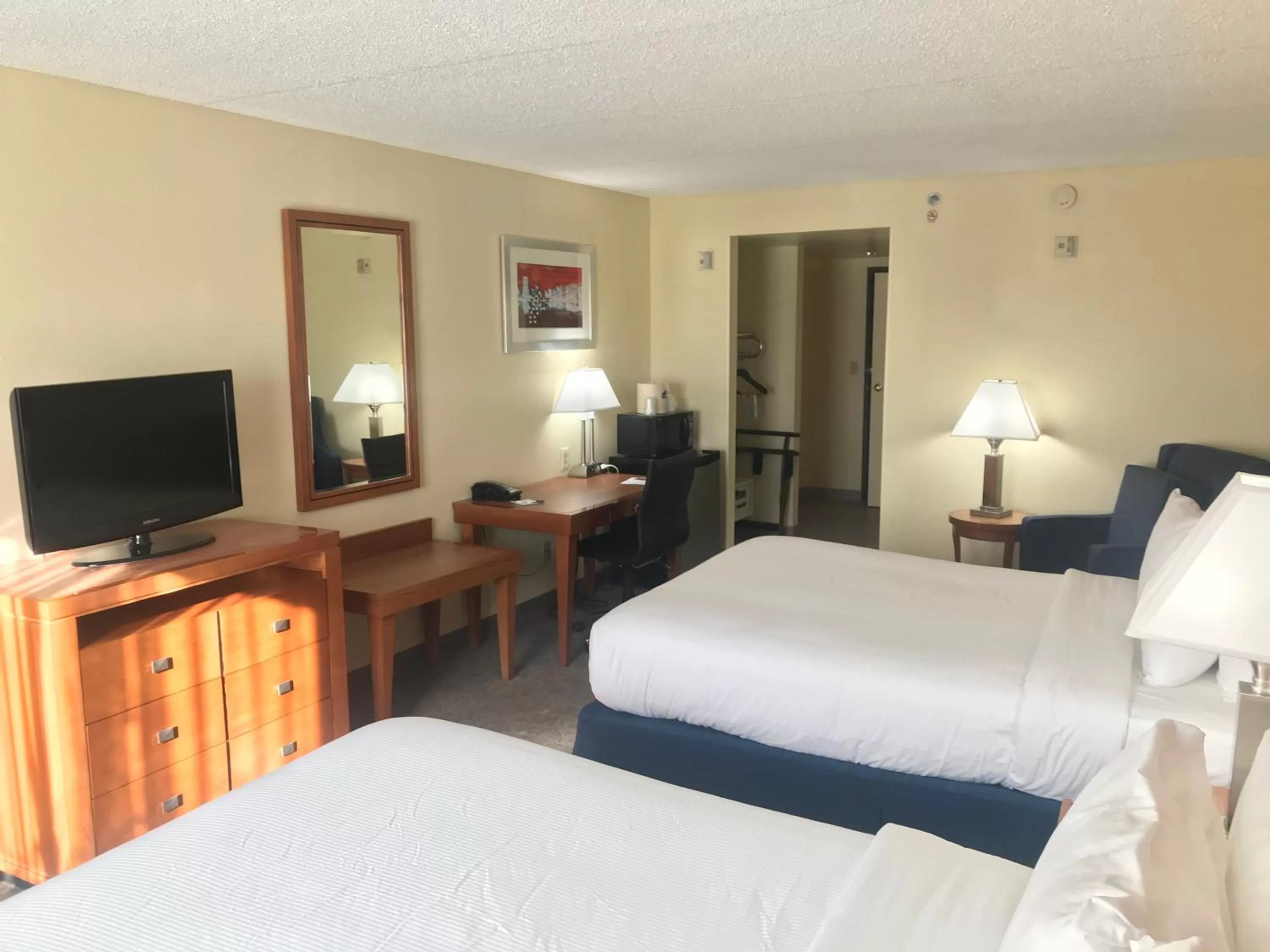 Bedroom, Bed in Wingate by Wyndham, Universal Studios - Free Theme Park Shuttle