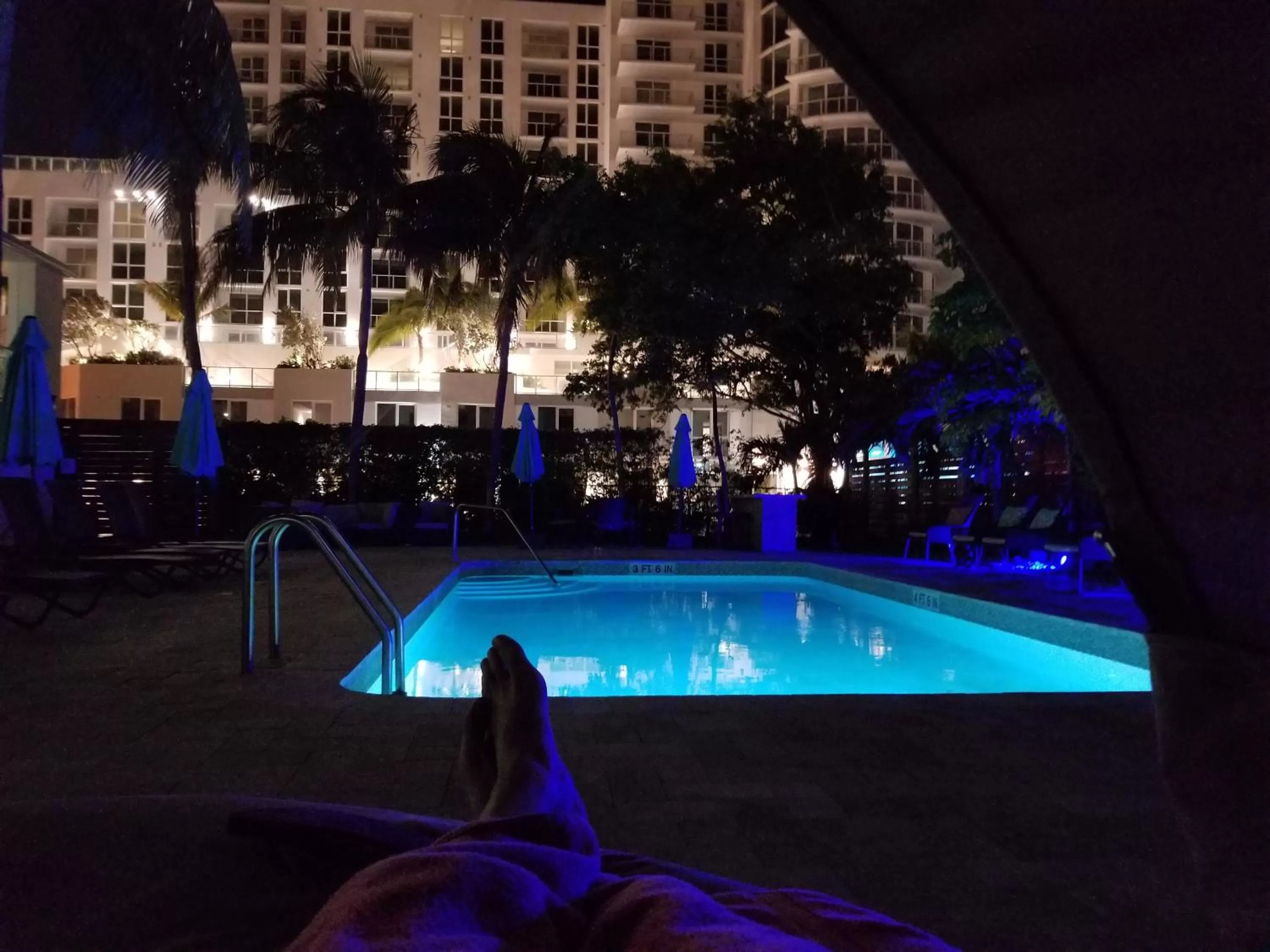 Swimming pool in Nobleton Hotel