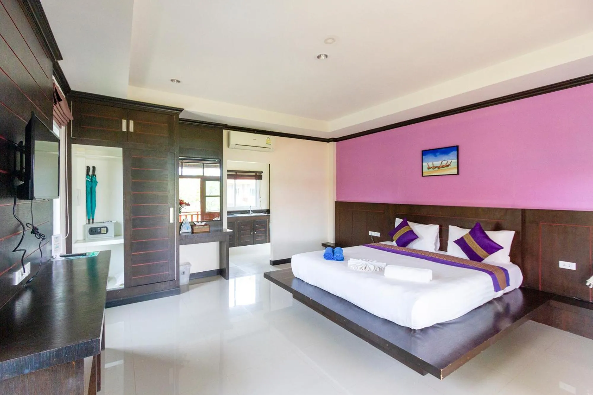 Bedroom, Bed in Lanta Lapaya Resort