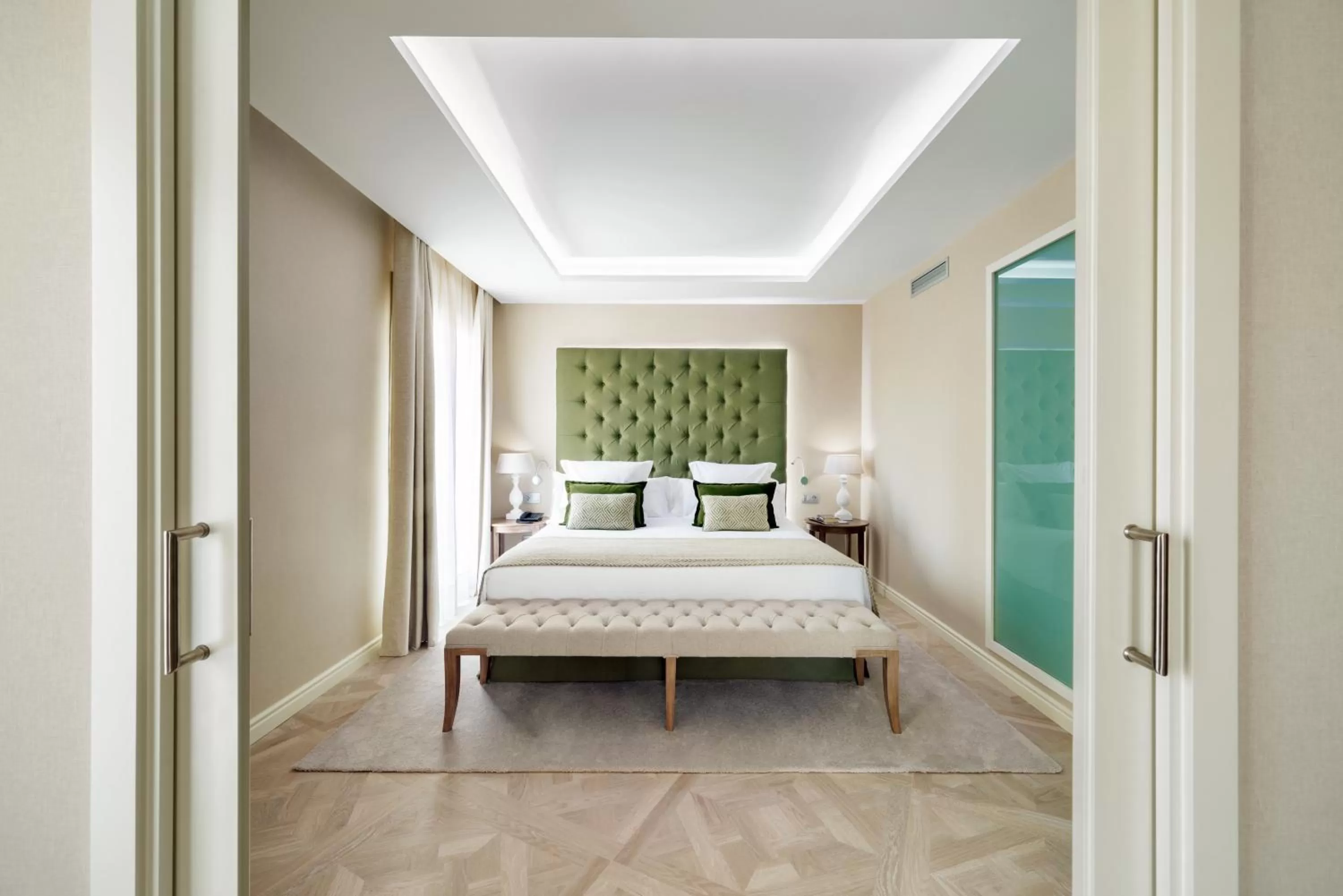 Bedroom, Bed in Lamaro Hotel