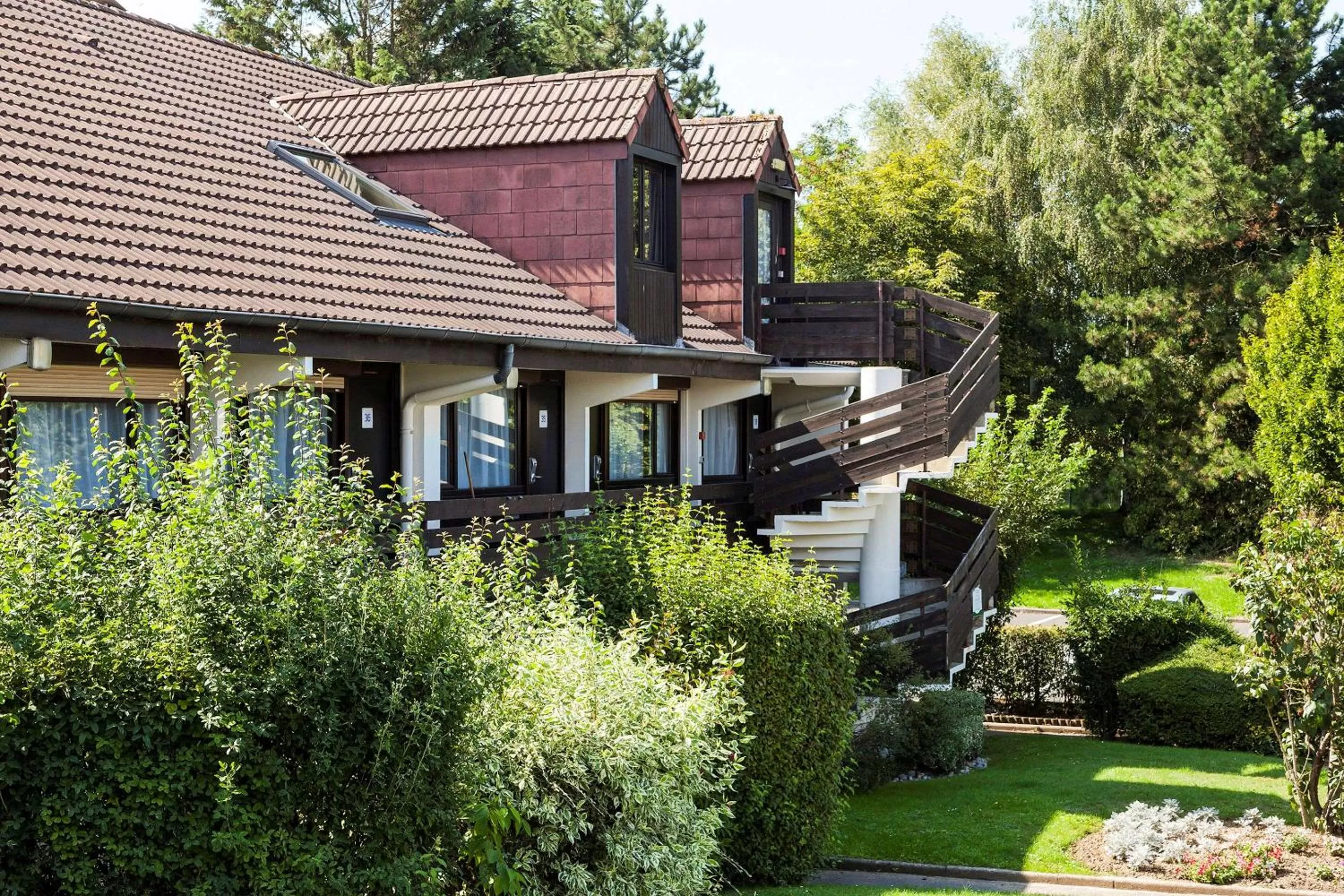 Property building in Comfort Hotel Lens - Noyelles Godault