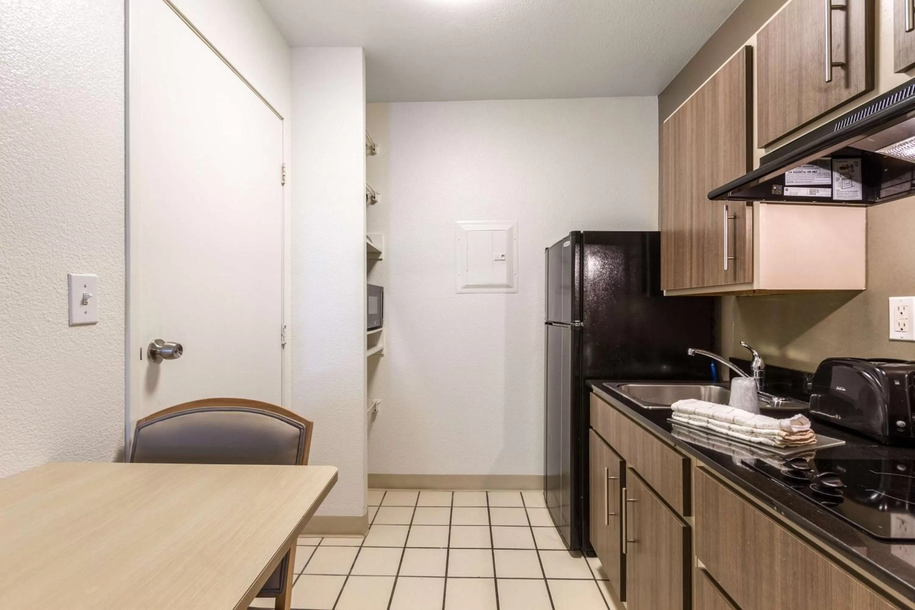 Kitchen or kitchenette in Studio 6-Tempe, AZ