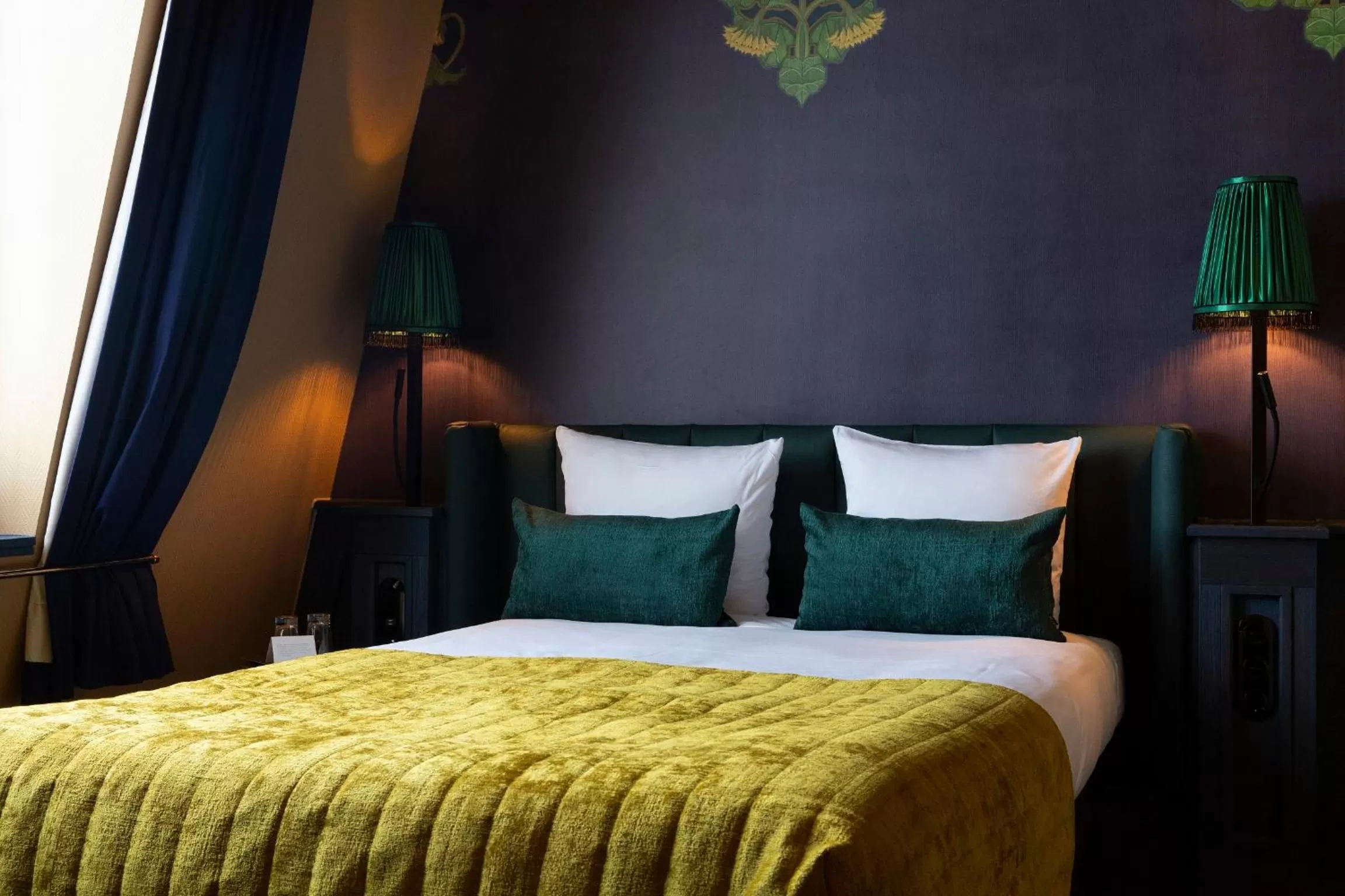 Bed in Hotel Aalders