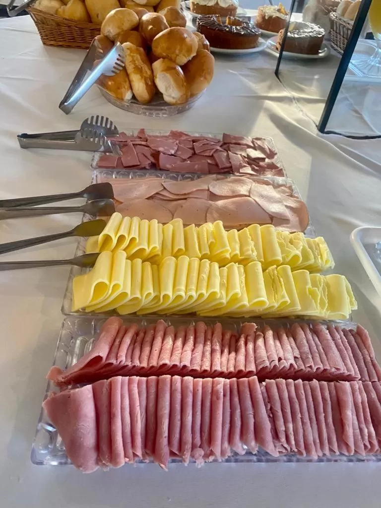 Breakfast in Hotel Panorâmico