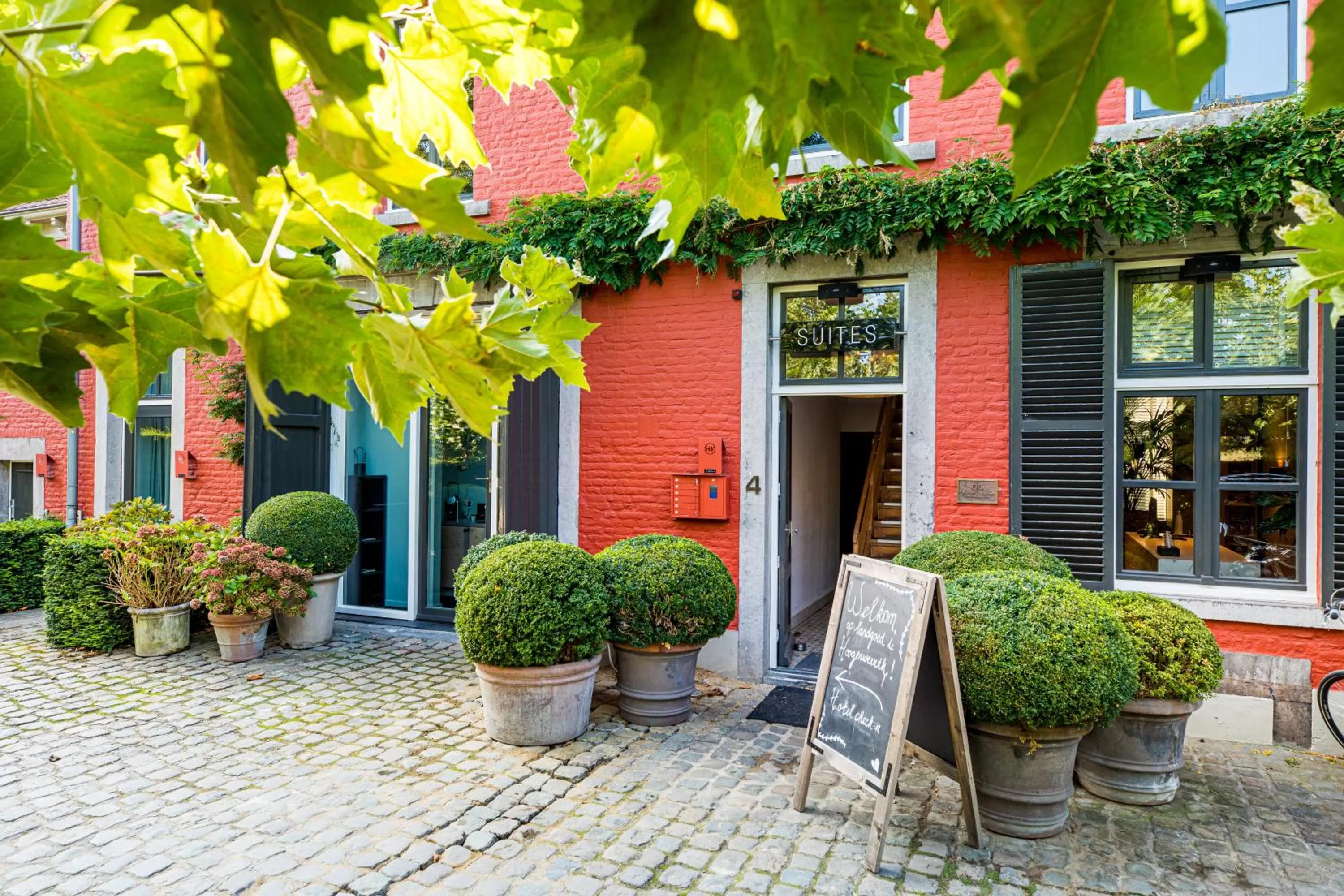 Facade/entrance in Landgoed Kasteel de Hoogenweerth