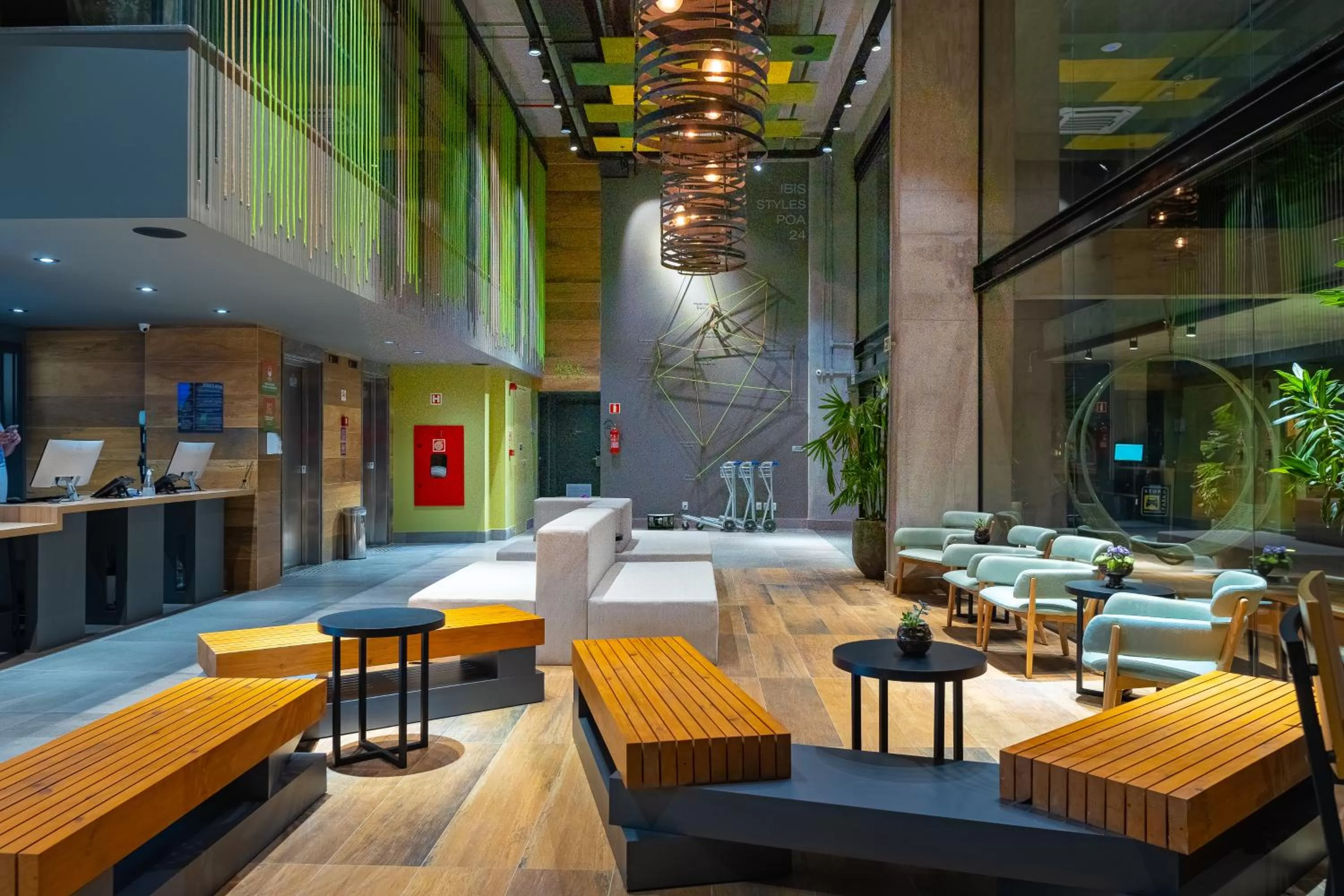 Lobby or reception in ibis Styles Porto Alegre Moinhos de Vento