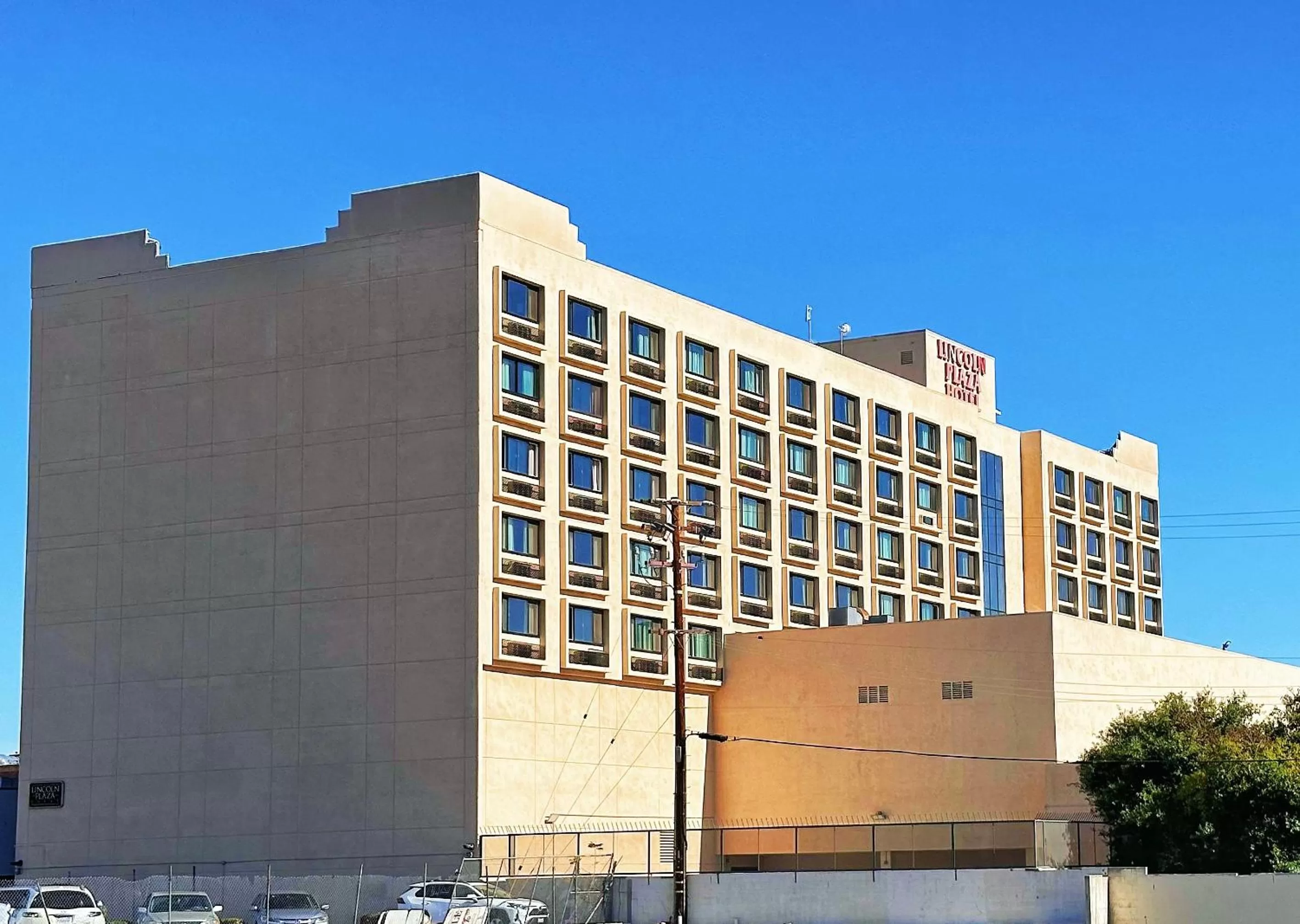 Property building in Lincoln Hotel Monterey Park Los Angeles