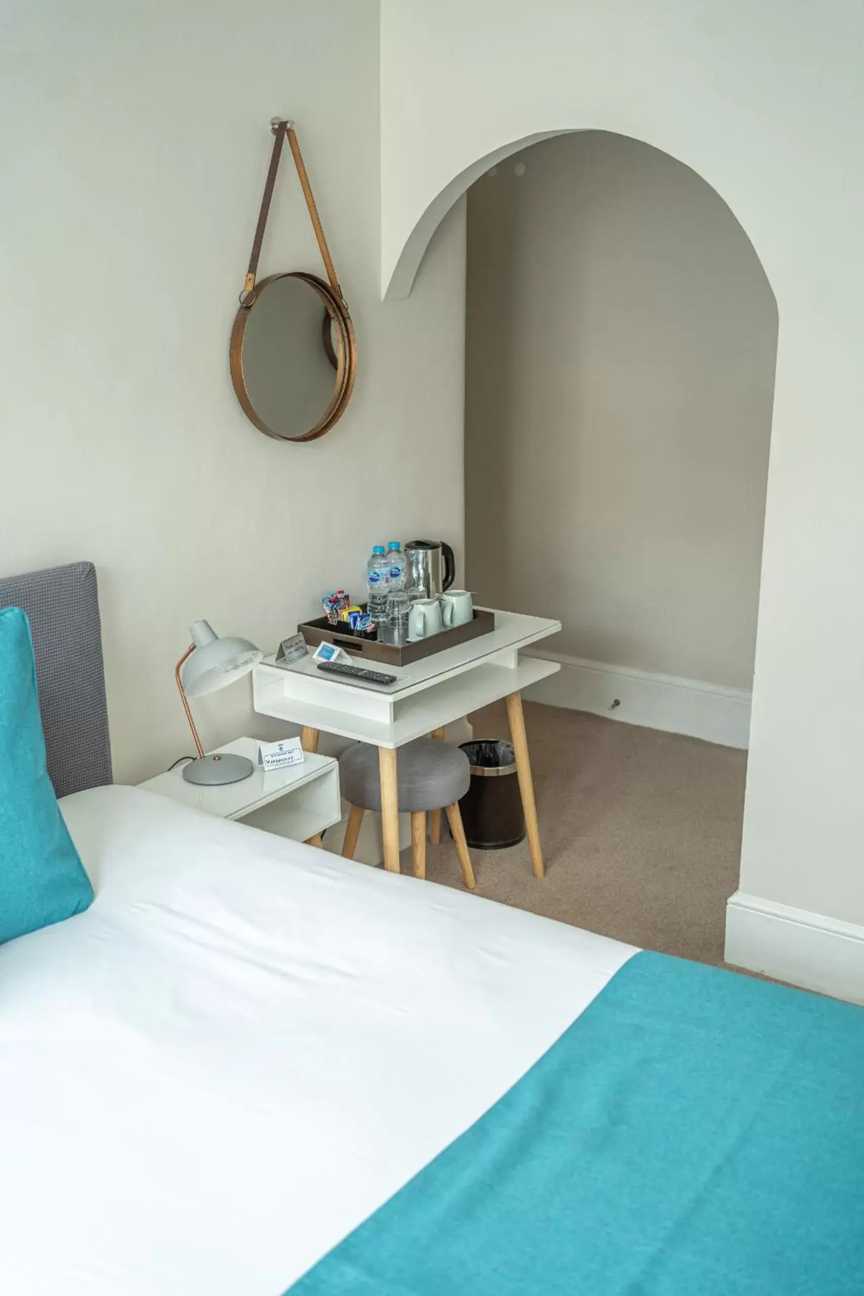 Deluxe King Room in Brighton Marina House Deluxe King Room in Brighton Marina House