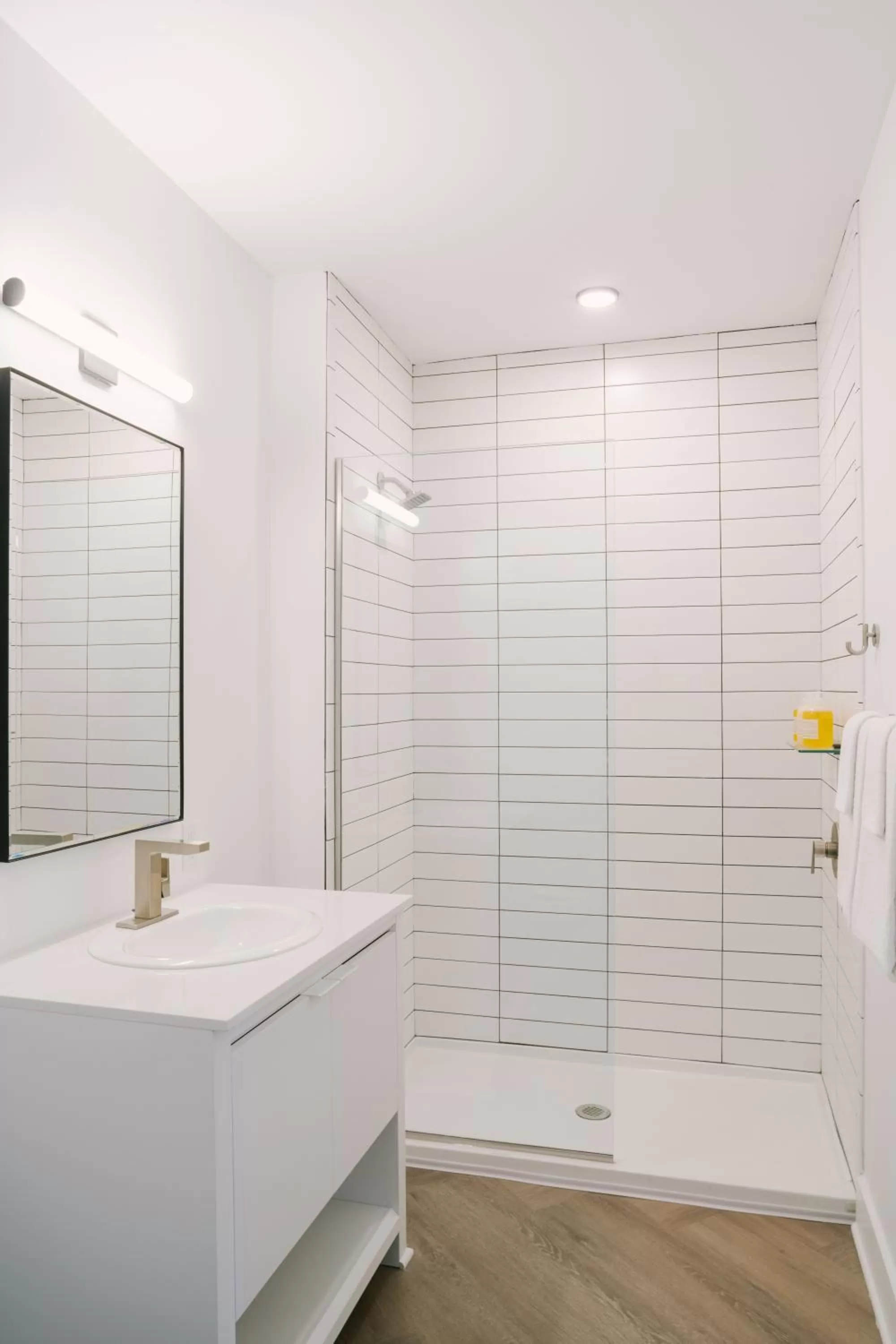 Bathroom in Sonder The Lookout