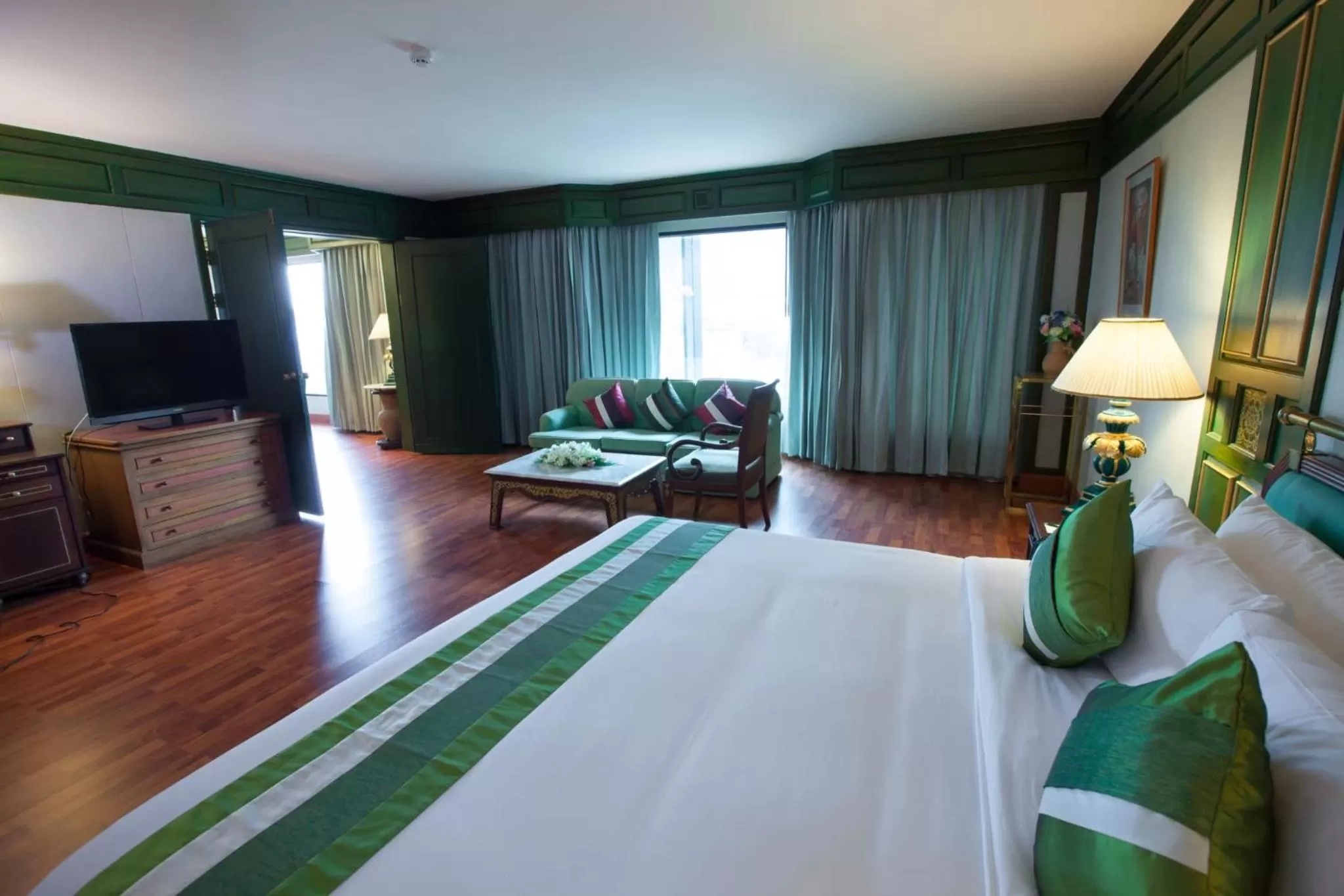 Bed in Chiangmai Grandview Hotel & Convention Center