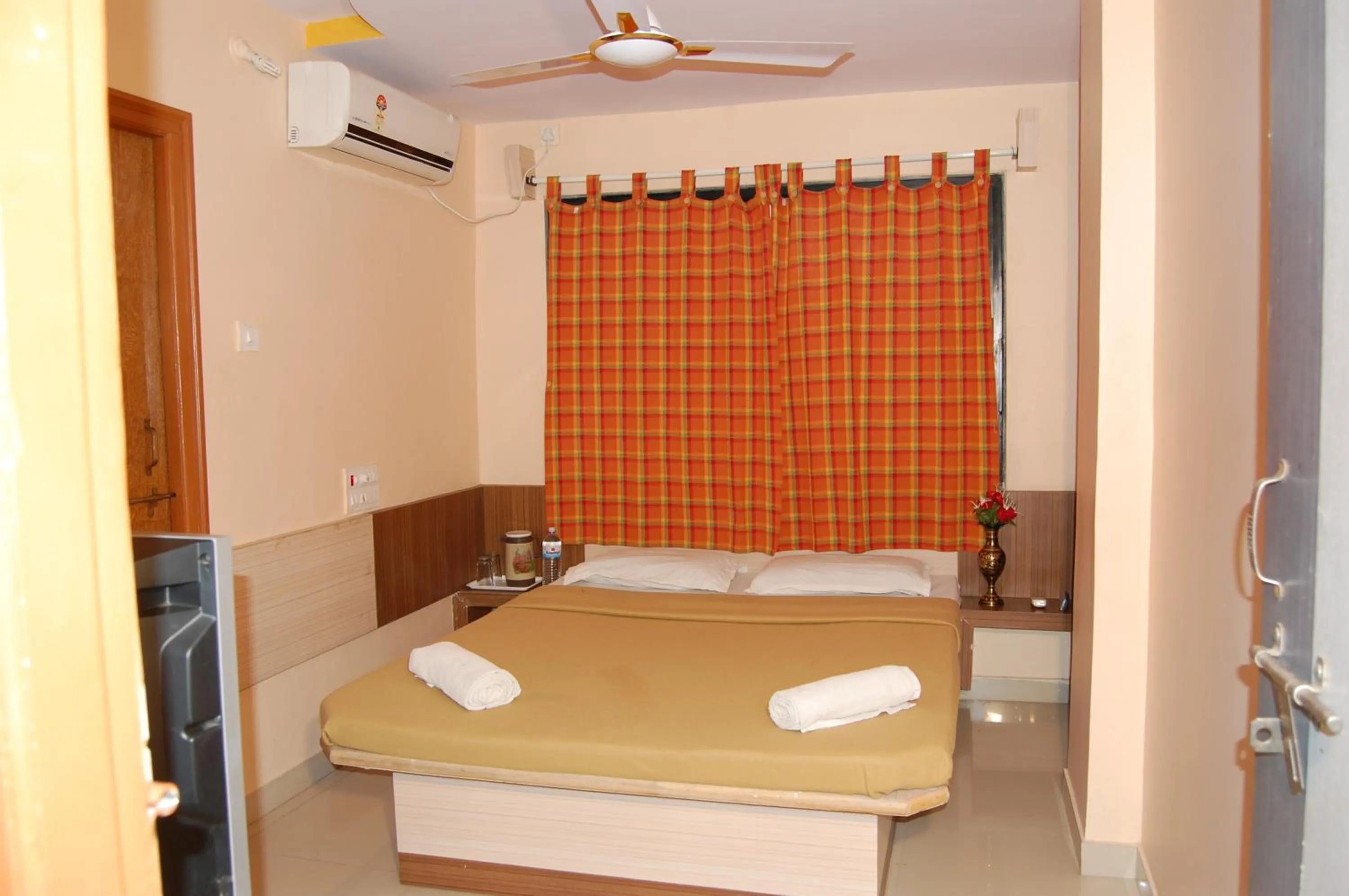 Photo of the whole room in Hotel Utsav