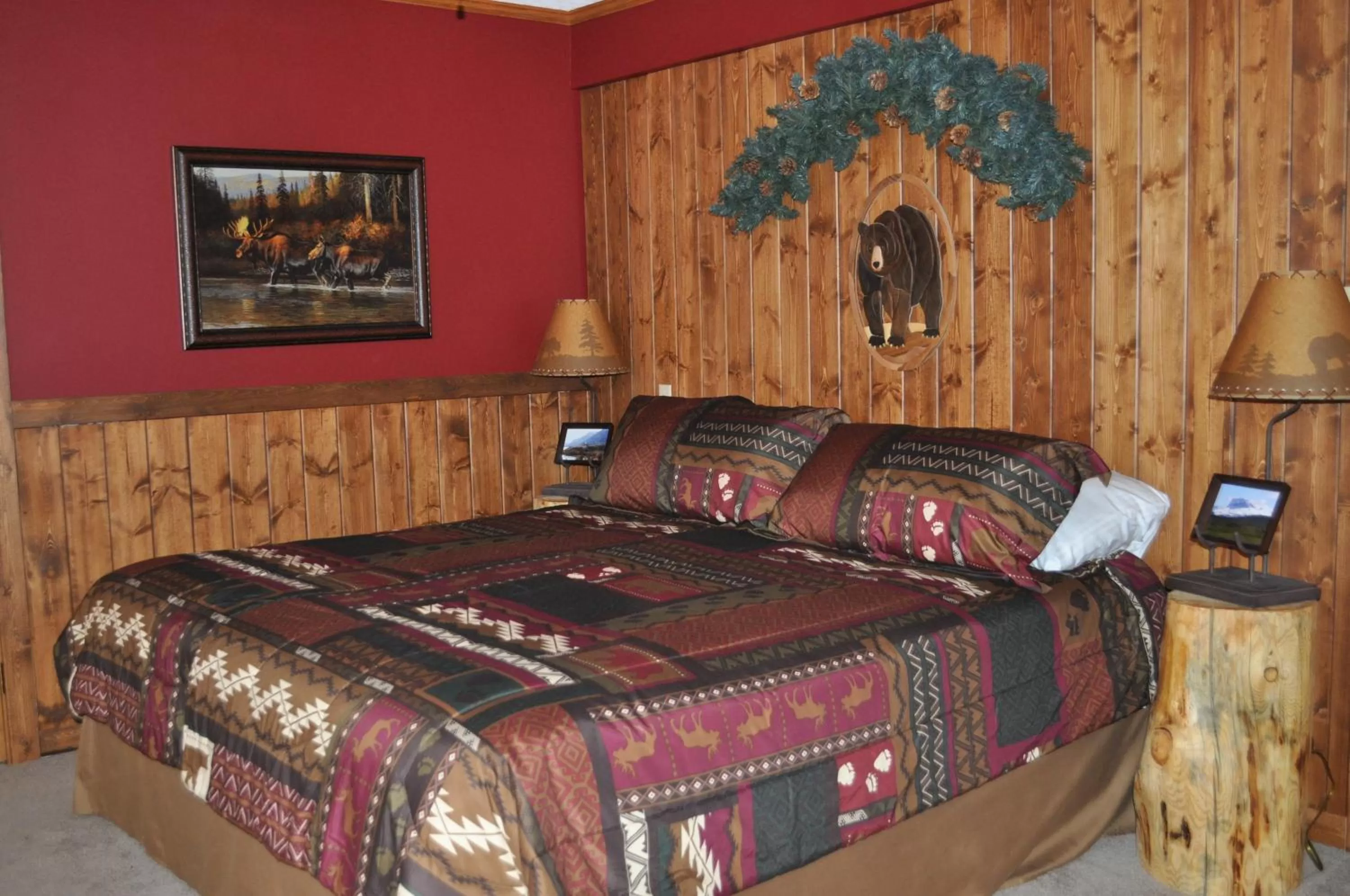 Bed in Rocky Ridge Country Lodge