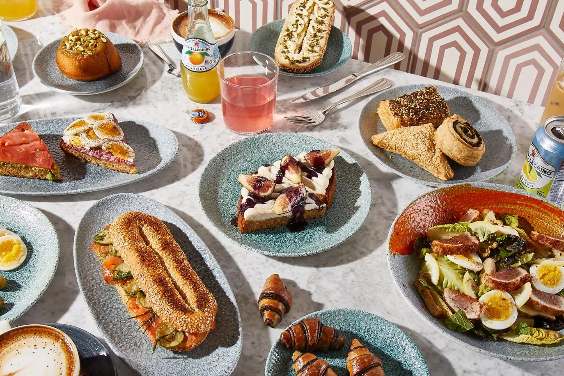 Restaurant/places to eat in The Hoxton, Williamsburg