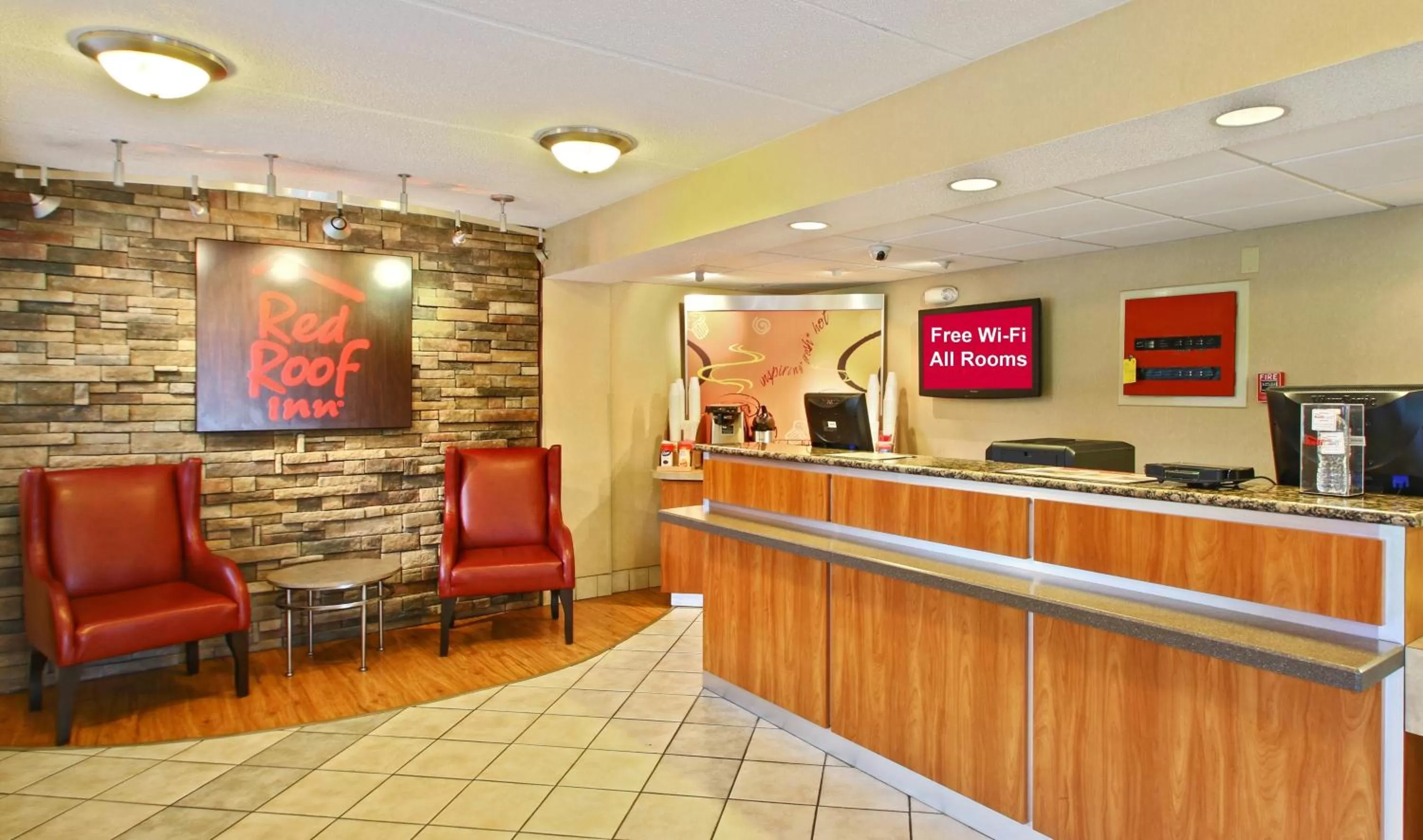 Lobby or reception in Red Roof Inn Greensboro Coliseum