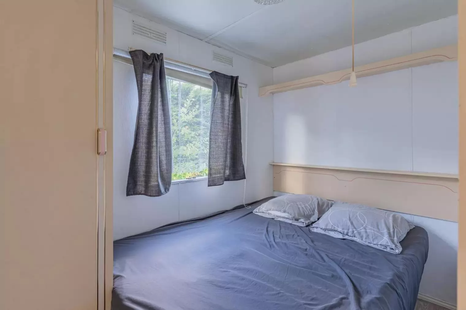 Bedroom, Bed in Chez Lionel & Mathéis , joignable au zéro6trente53cinquante60