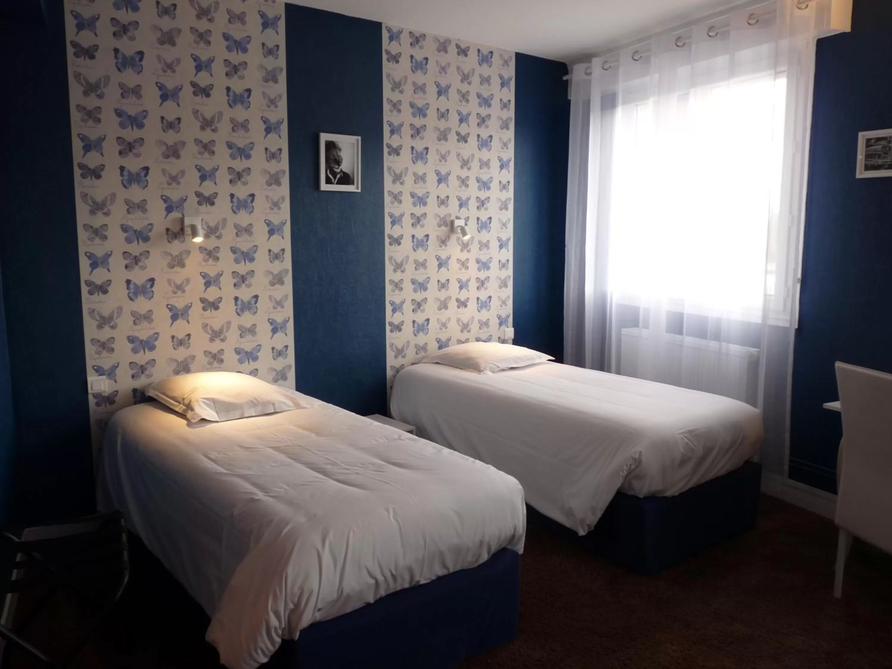 Bedroom, Bed in Hôtel Patton