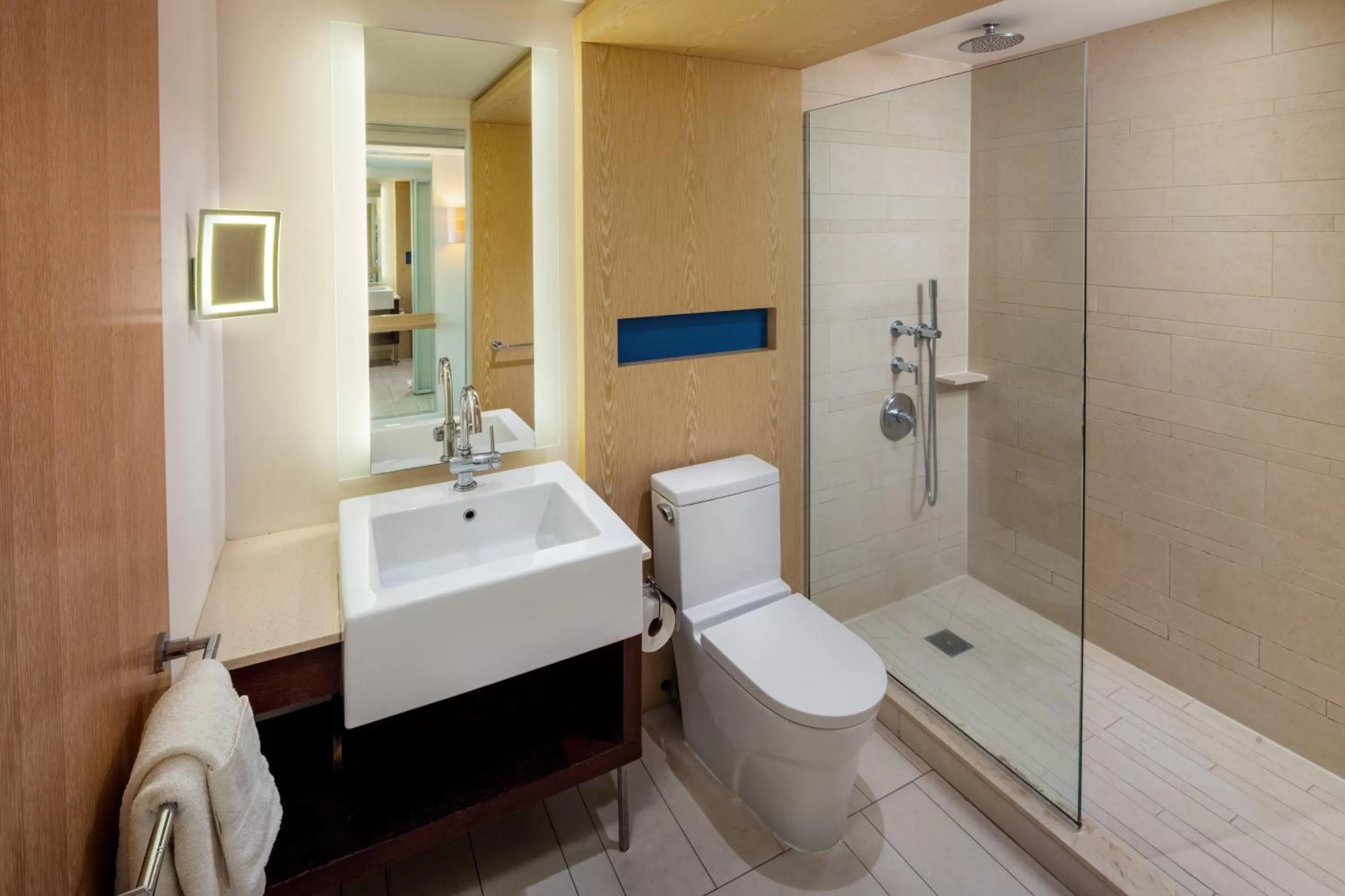 Bathroom in Allegria Hotel