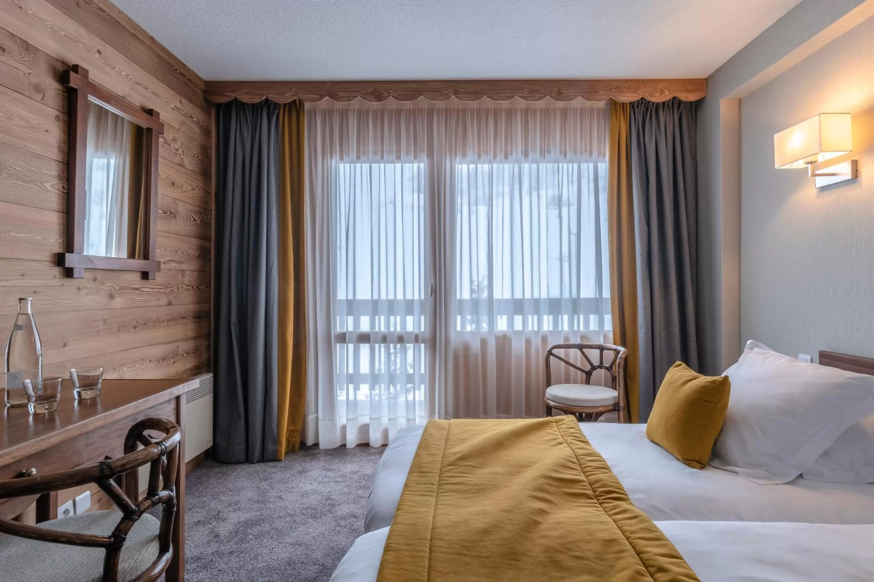 Photo of the whole room, Bed in Hotel Les Arolles