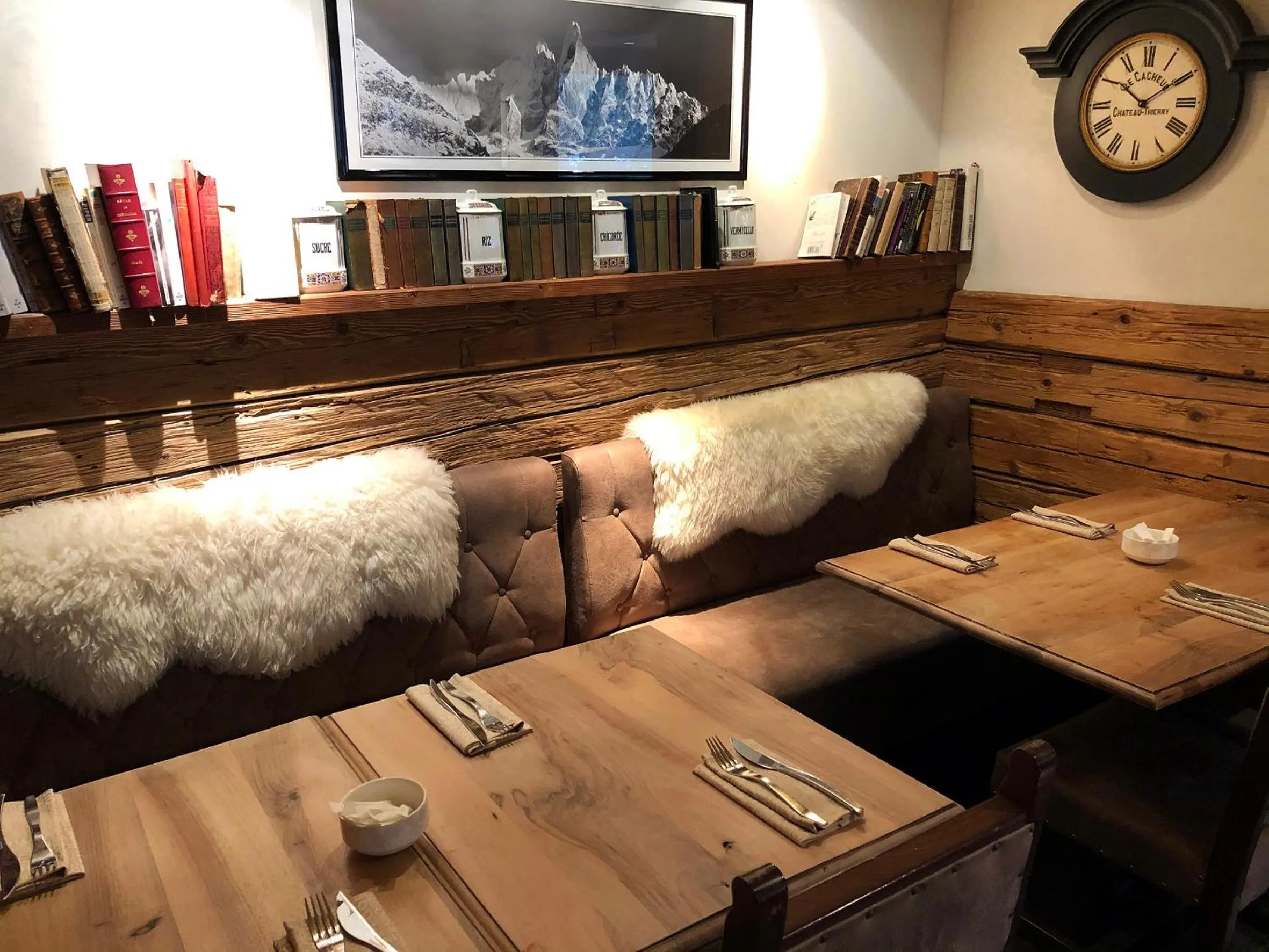 Lounge or bar in Hotel Le Castel