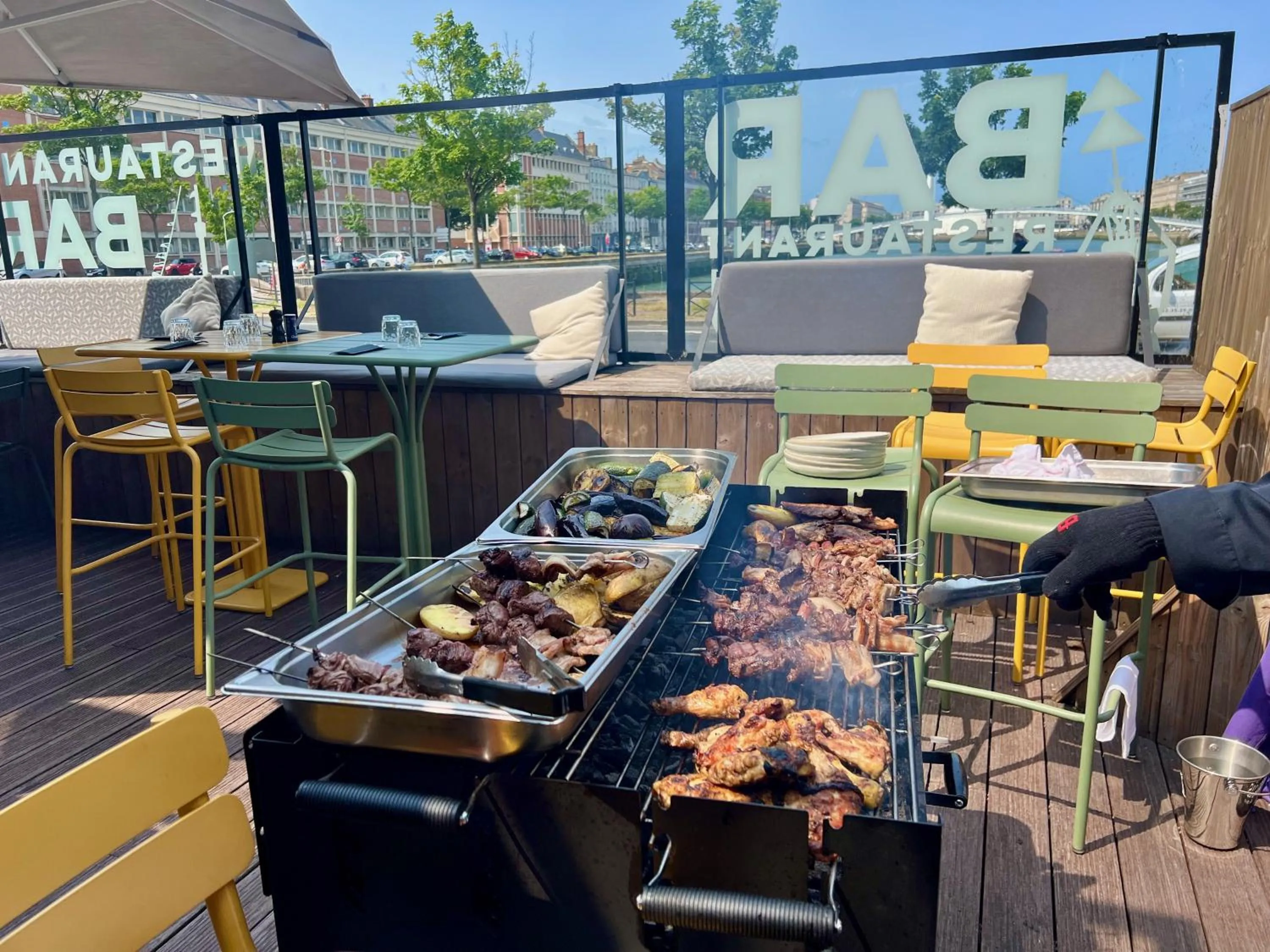 Patio in Mercure Le Havre Centre Bassin Du Commerce