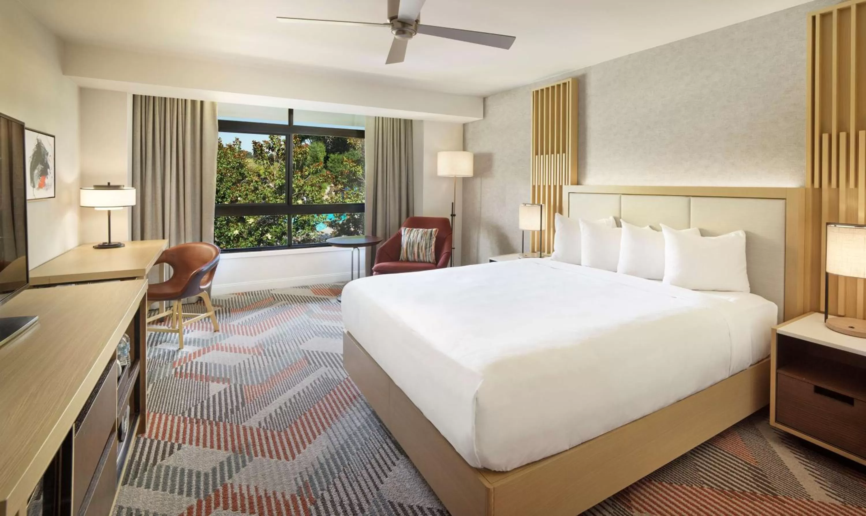 Bedroom, Bed in Hyatt Regency Monterey Hotel and Spa