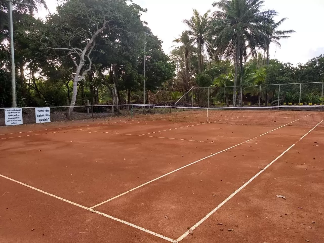 Tennis court in Pousada Bahia Boa