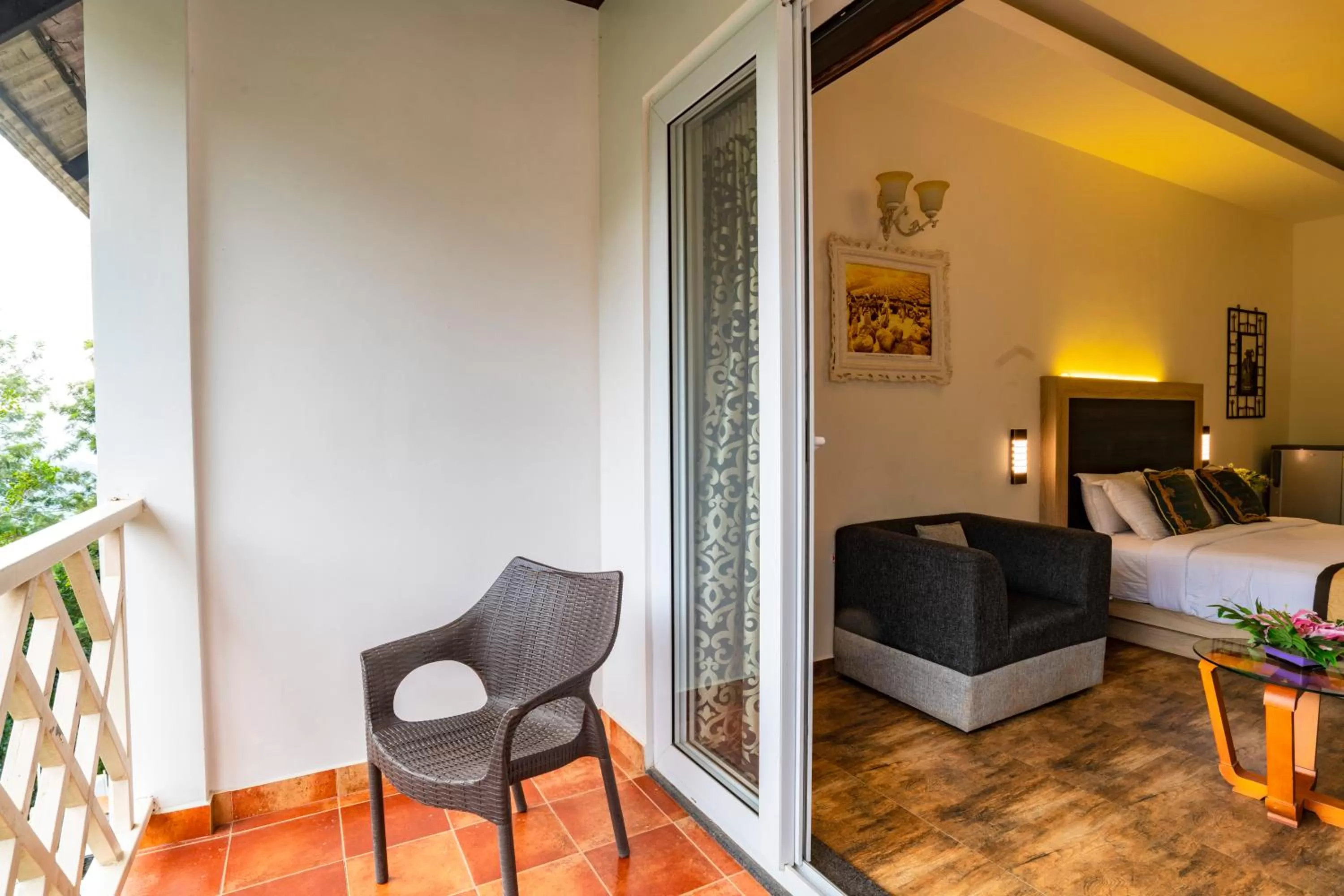 Patio, Bed in Tea Harvester