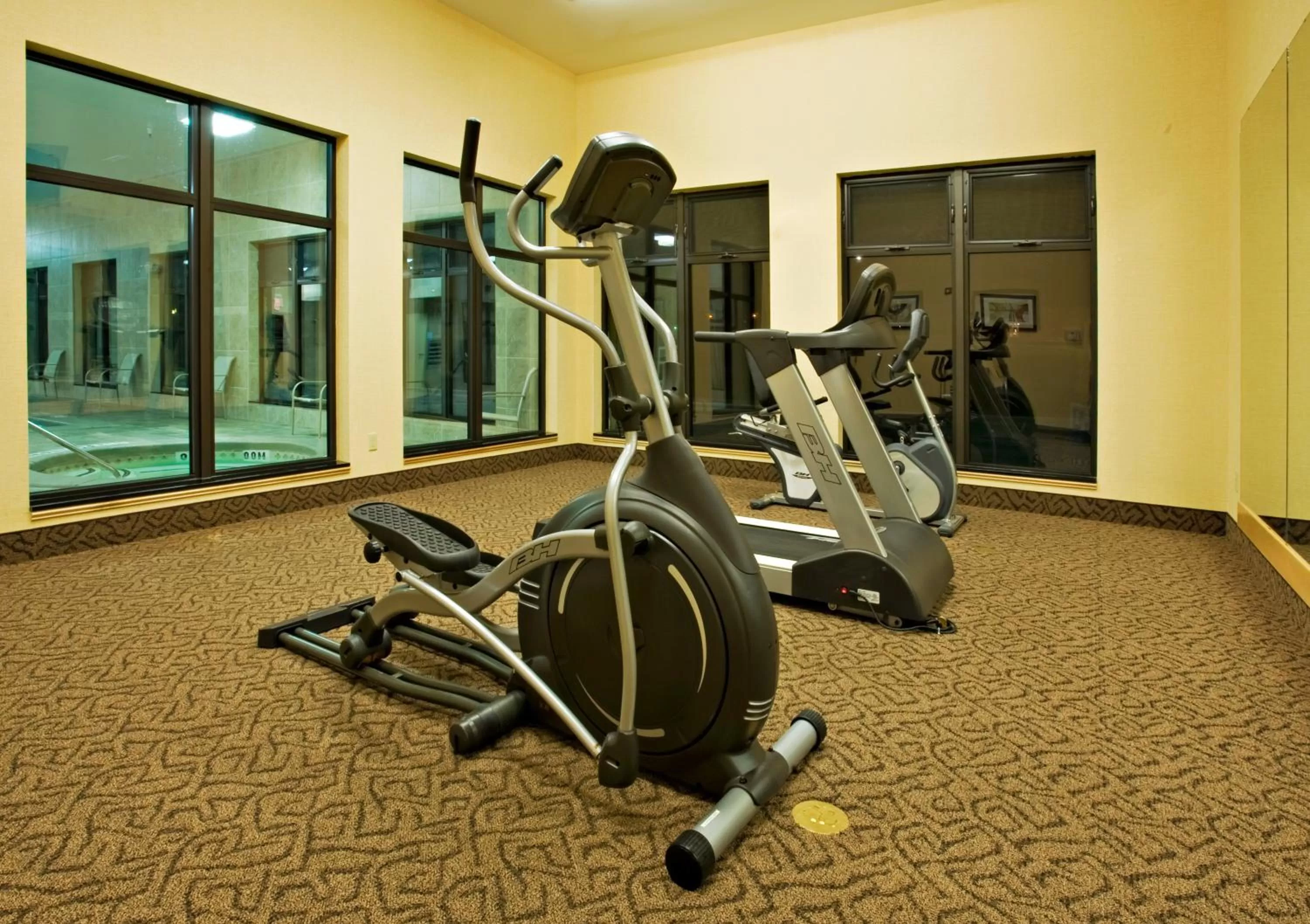 Fitness centre/facilities in Holiday Inn Express Hotel and Suites Borger by IHG