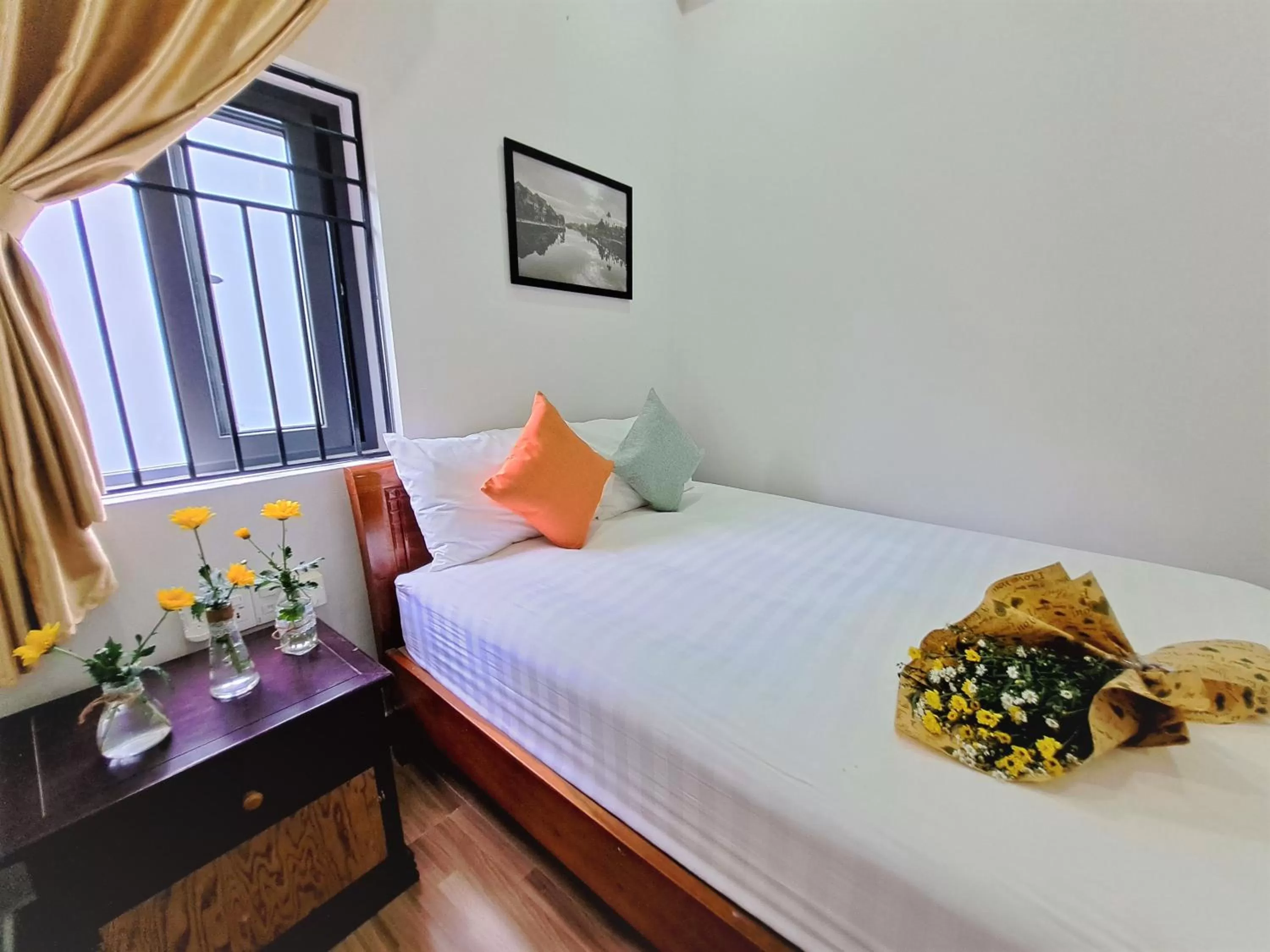 Photo of the whole room, Bed in GREEN TOWN hotel HỘI AN