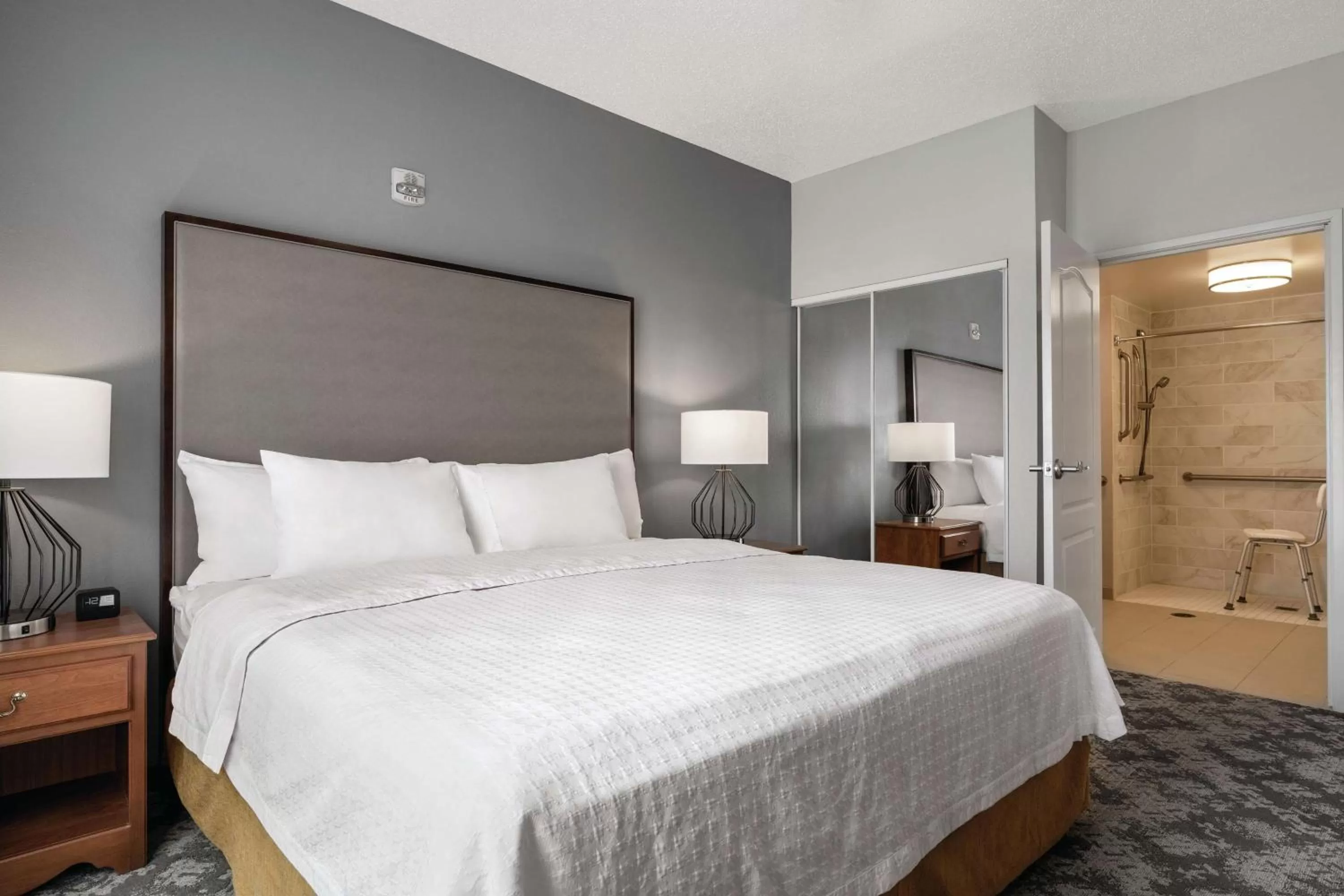 Bathroom, Bed in Homewood Suites by Hilton Corpus Christi