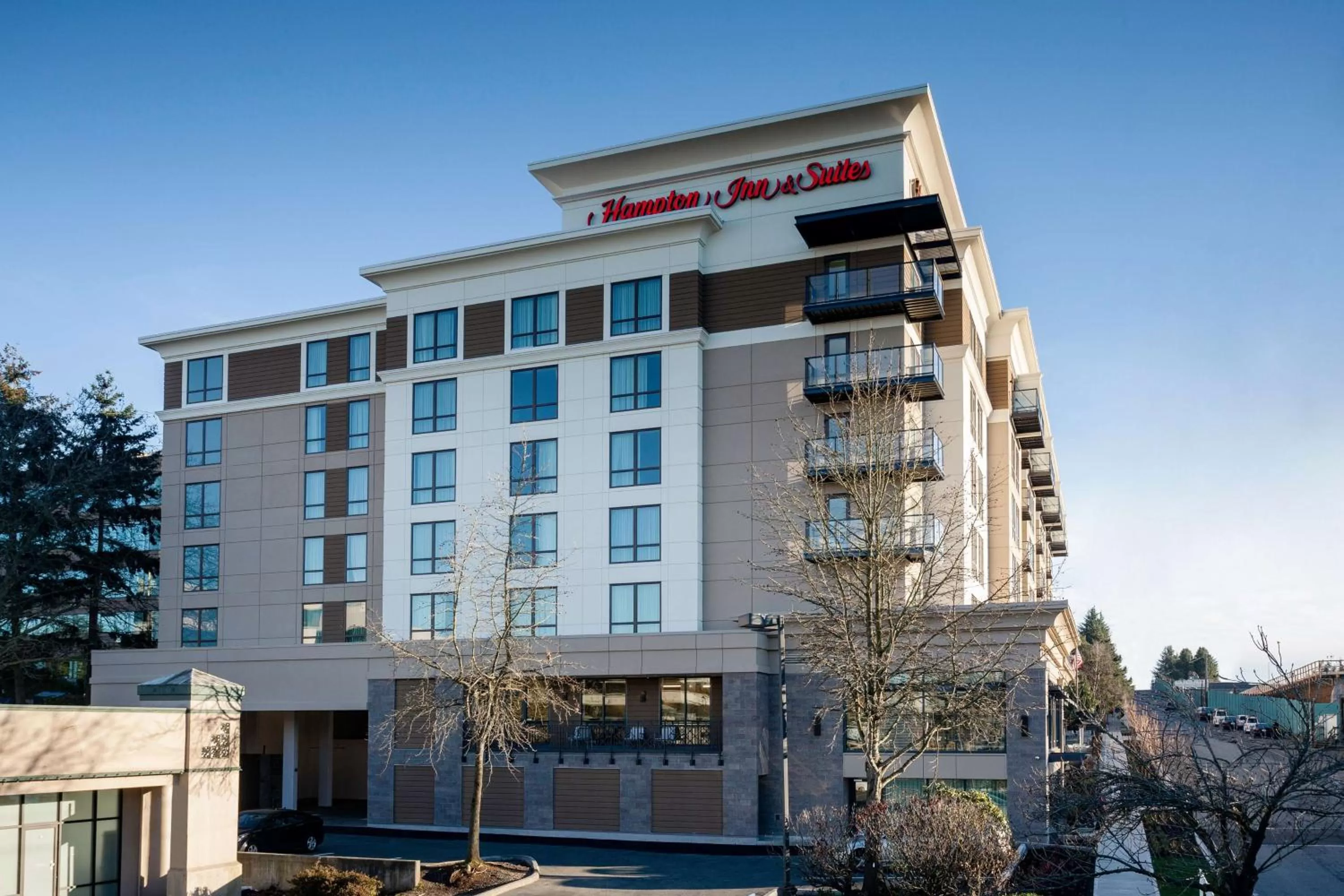 Property building in Hampton Inn & Suites by Hilton Seattle/Northgate