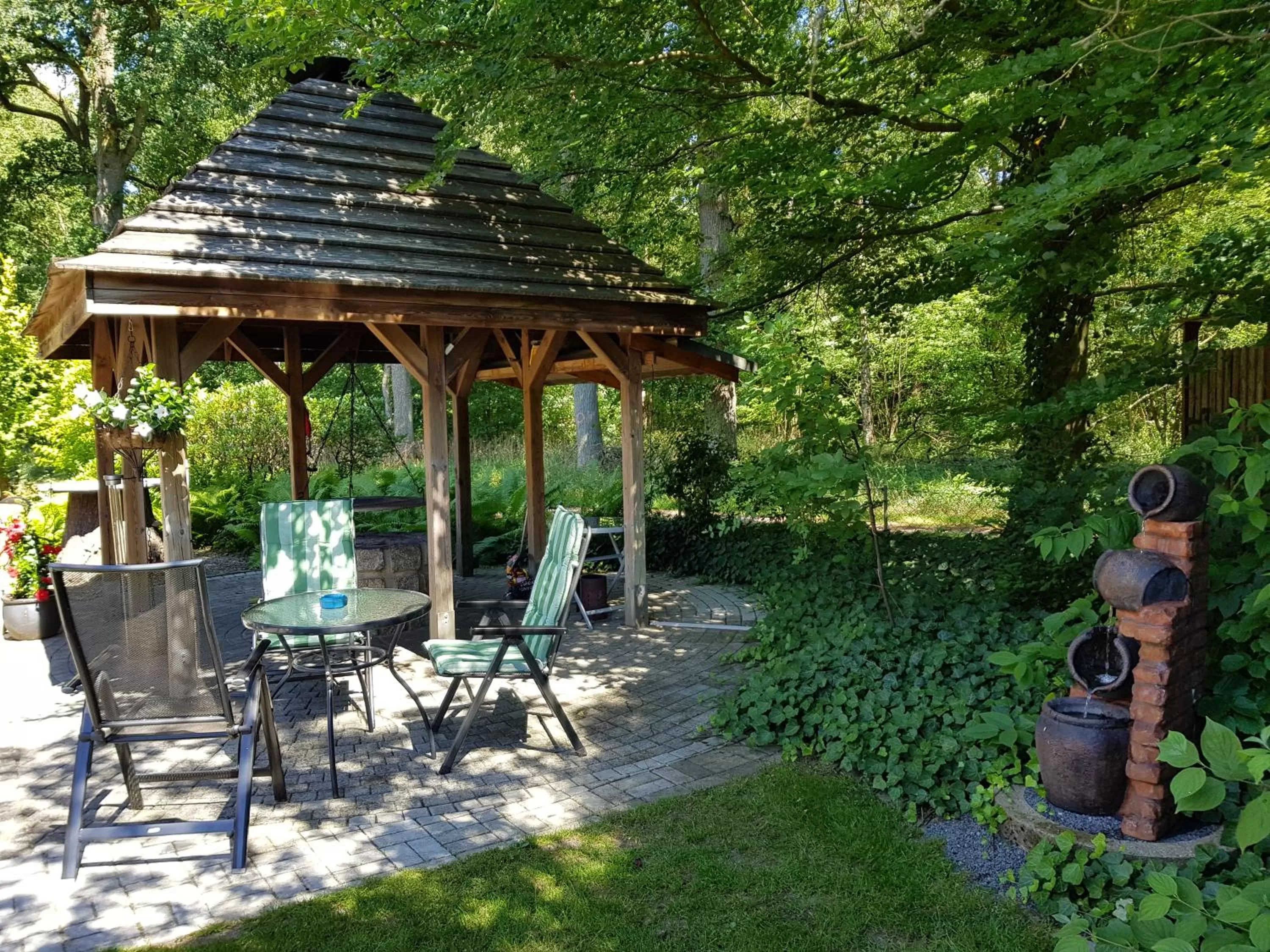 Patio in Ullas Gästehaus