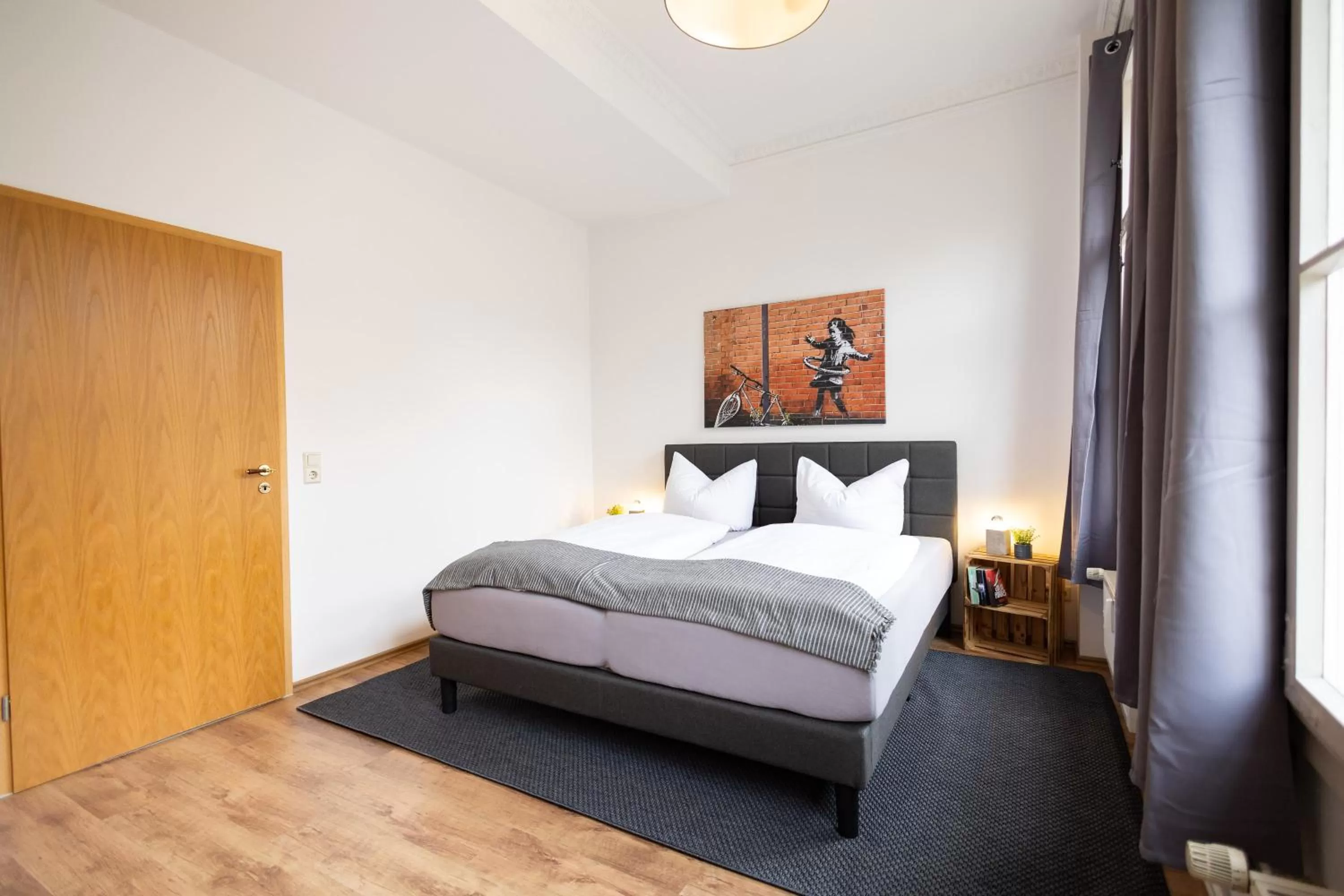 Bedroom, Bed in Apartments an der Oper - Innenstadt - Zentral - Küche - Wifi - Powered by Ko-Living