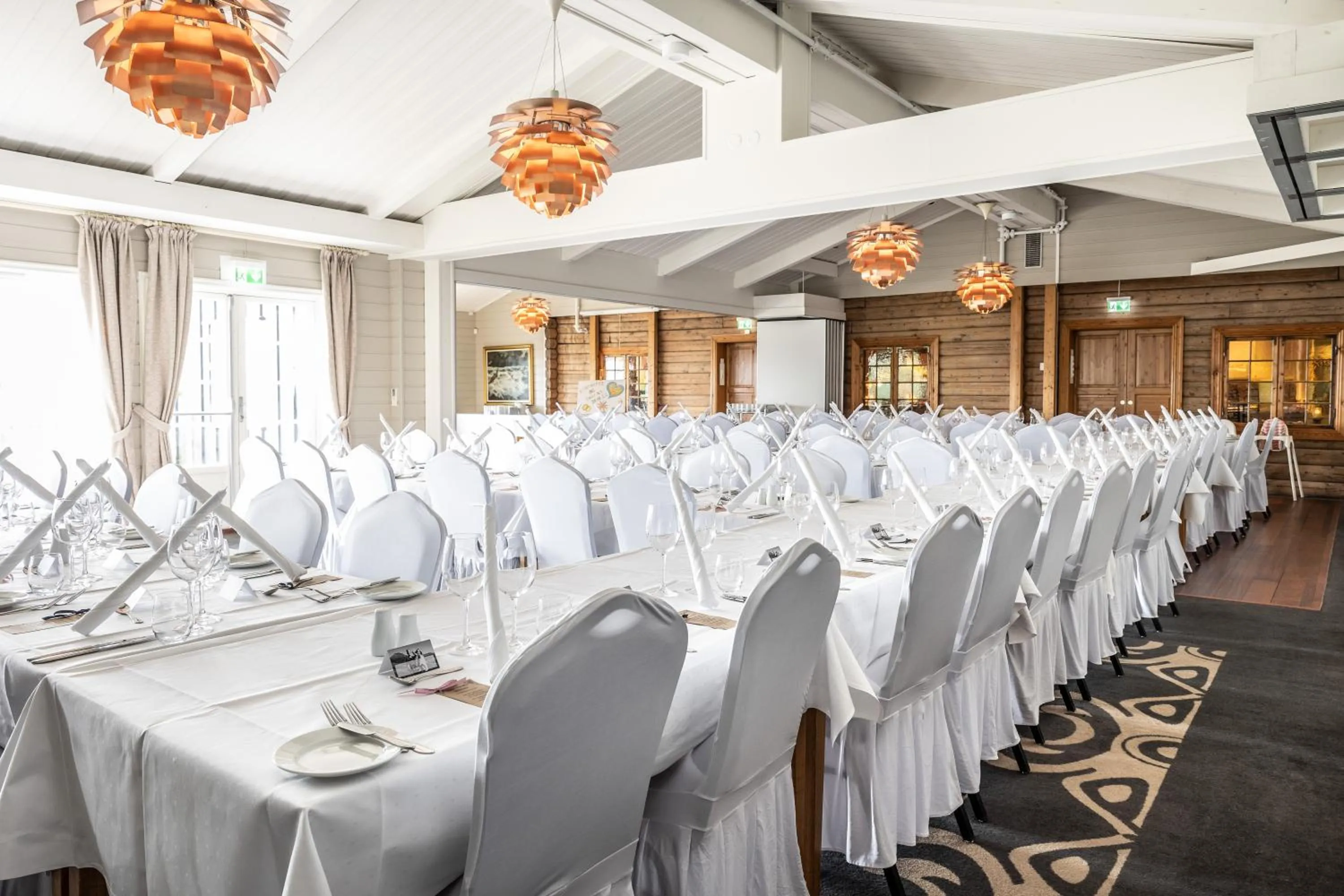 Restaurant/places to eat in Quality Hotel Leangkollen