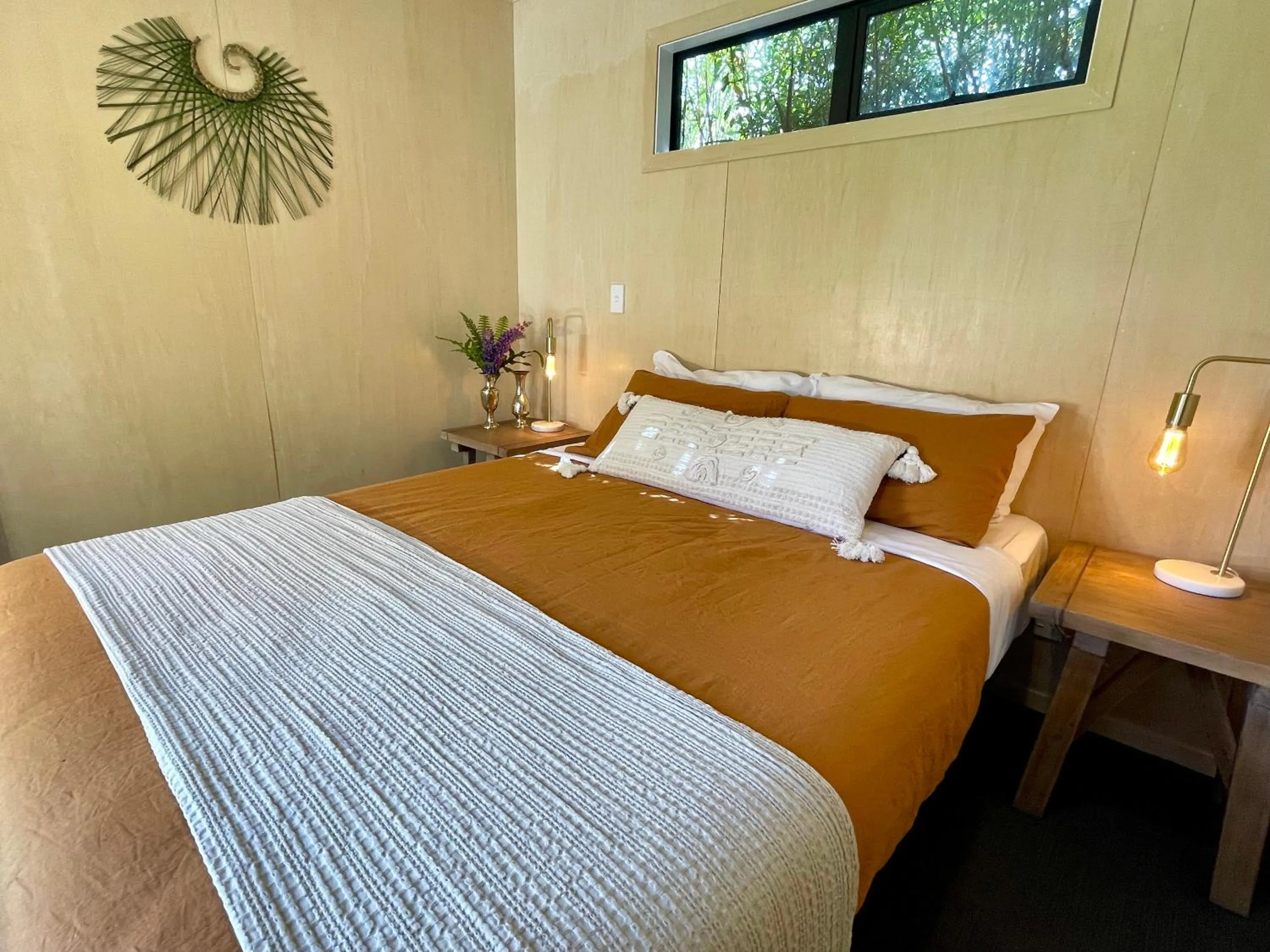 Bed in Te Anau Lakefront Backpackers