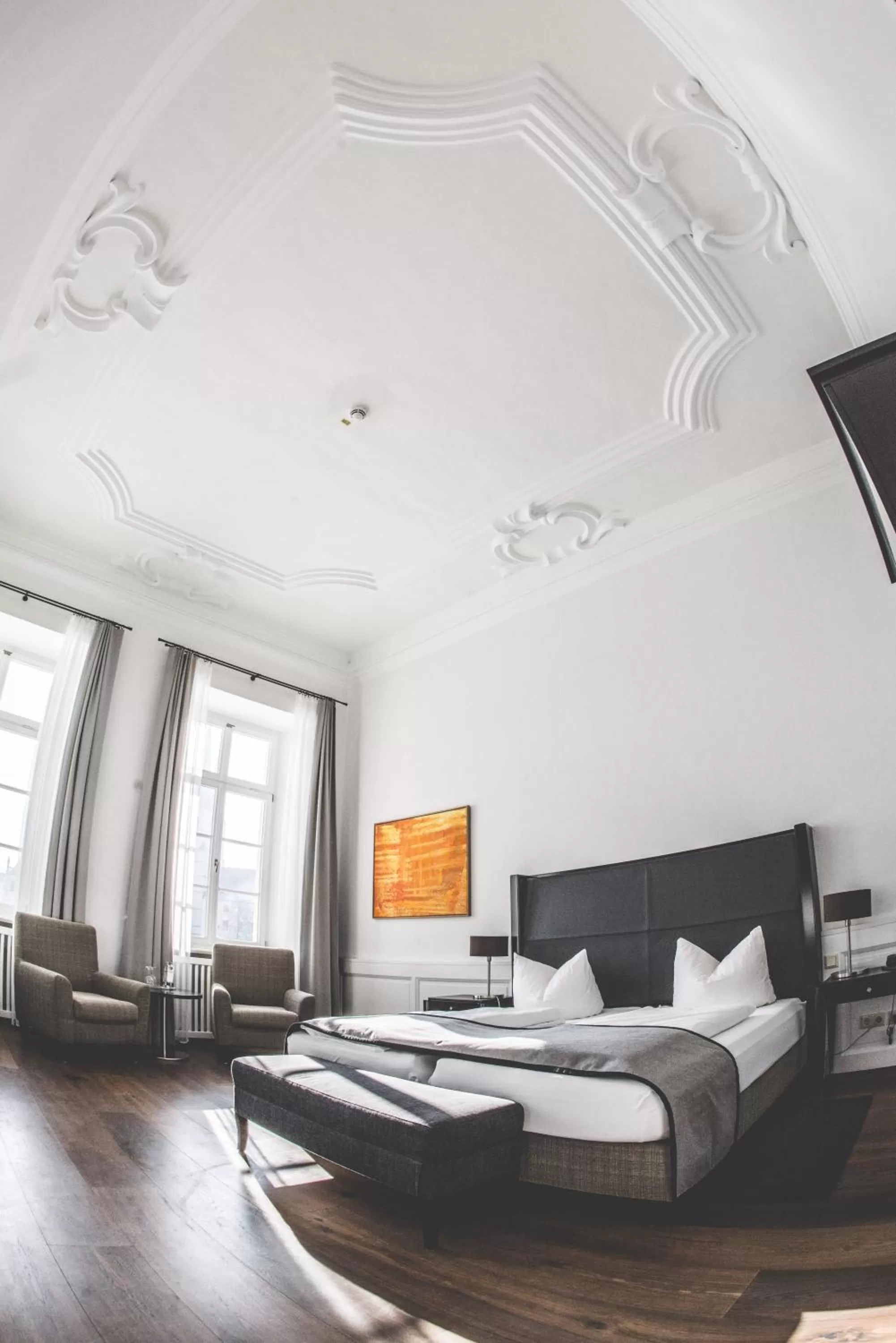 Decorative detail, Bed in Hotel Münchner Hof