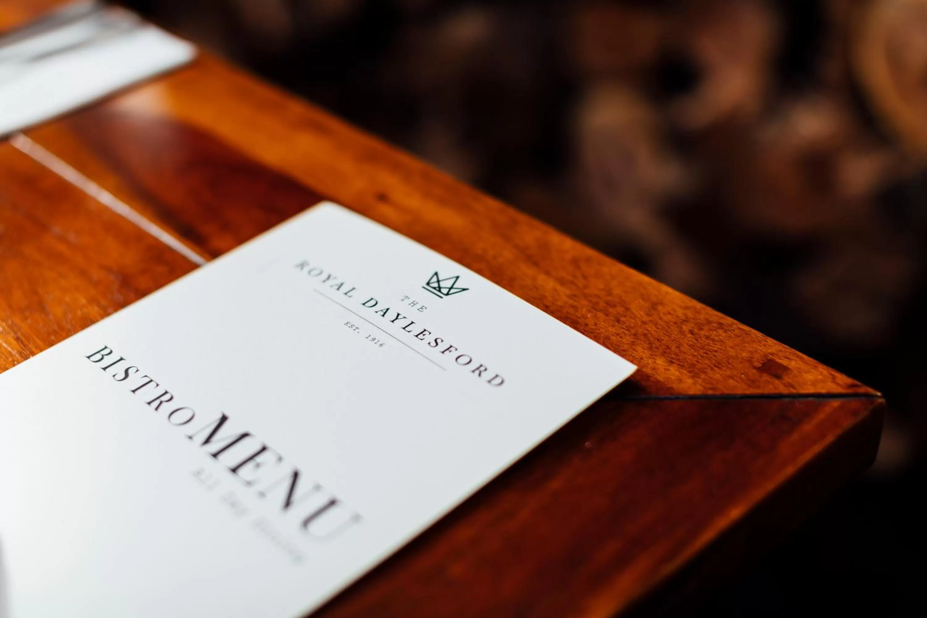 Restaurant/places to eat in The Royal Daylesford Hotel