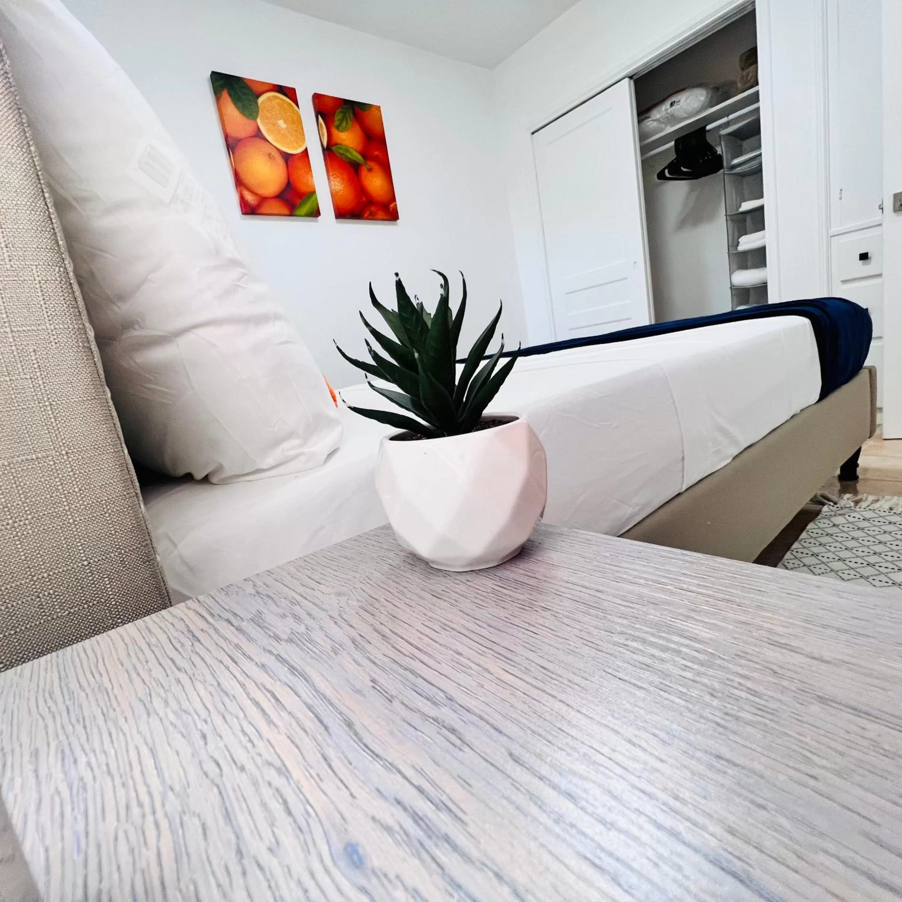 Bedroom in CocoBay 2BR Condos Near Beach, Galleria Mall, Wilton Manors, Cruise Port