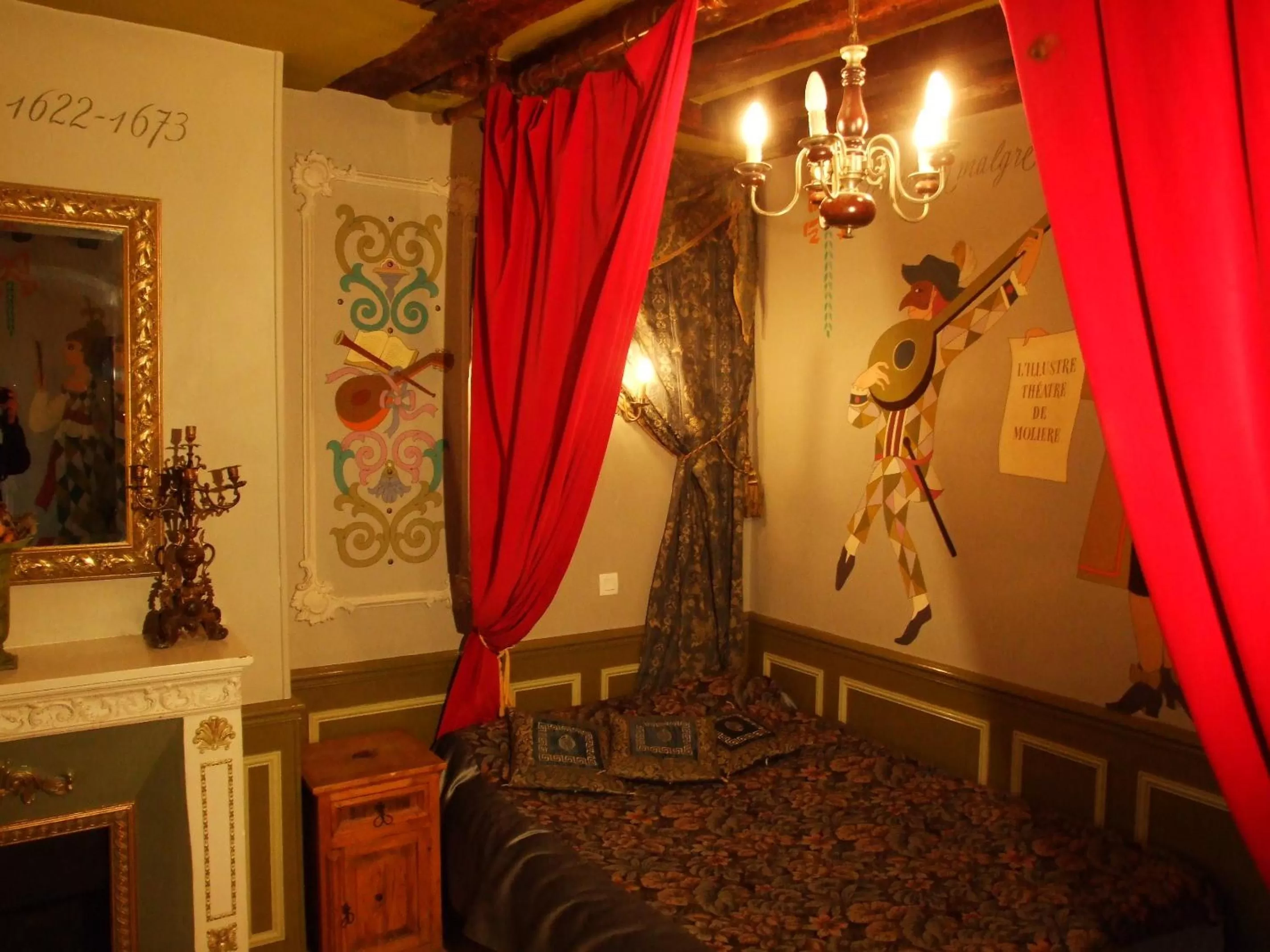 Bedroom in Hotel de Nesle