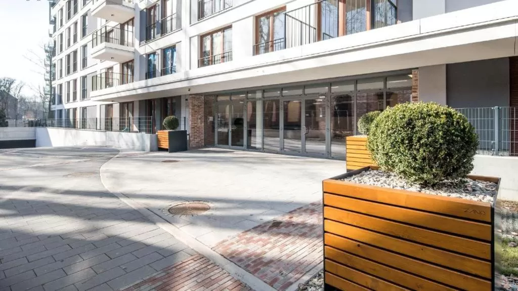 Property Building in Jacuzzi SPA Prestige