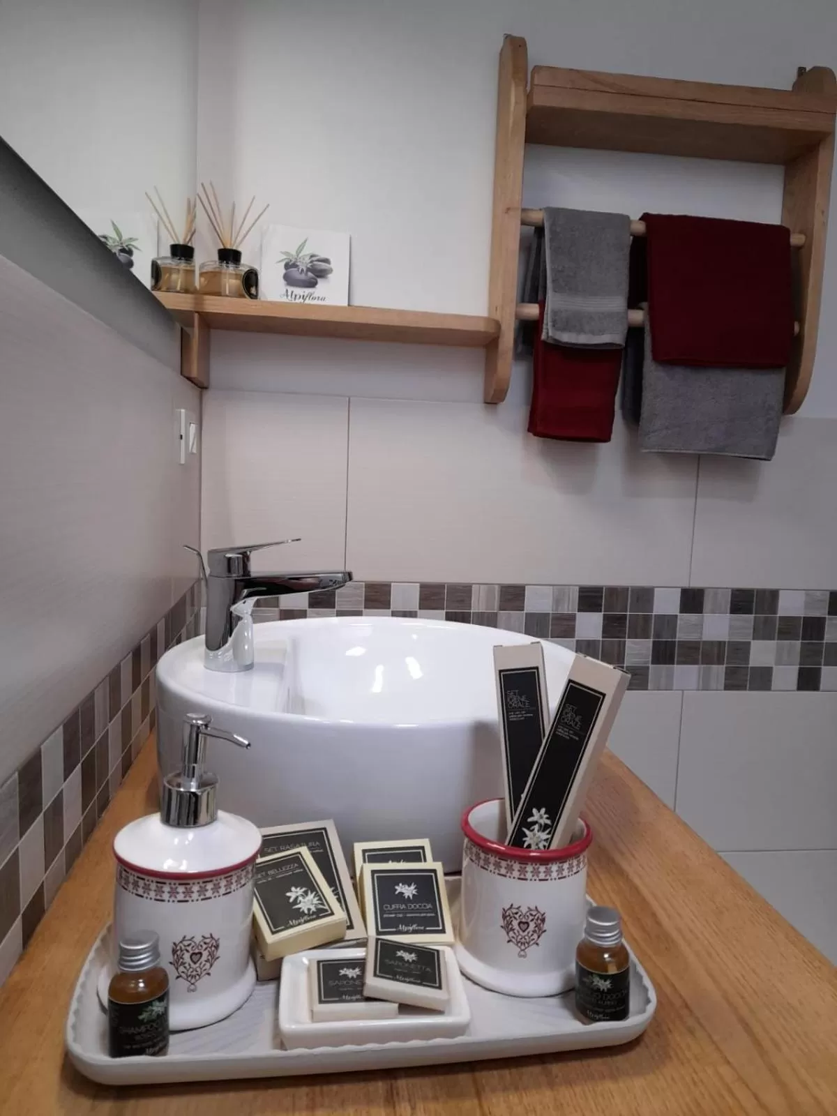 Kitchen/Kitchenette in Bed & Breakfast La Crotta