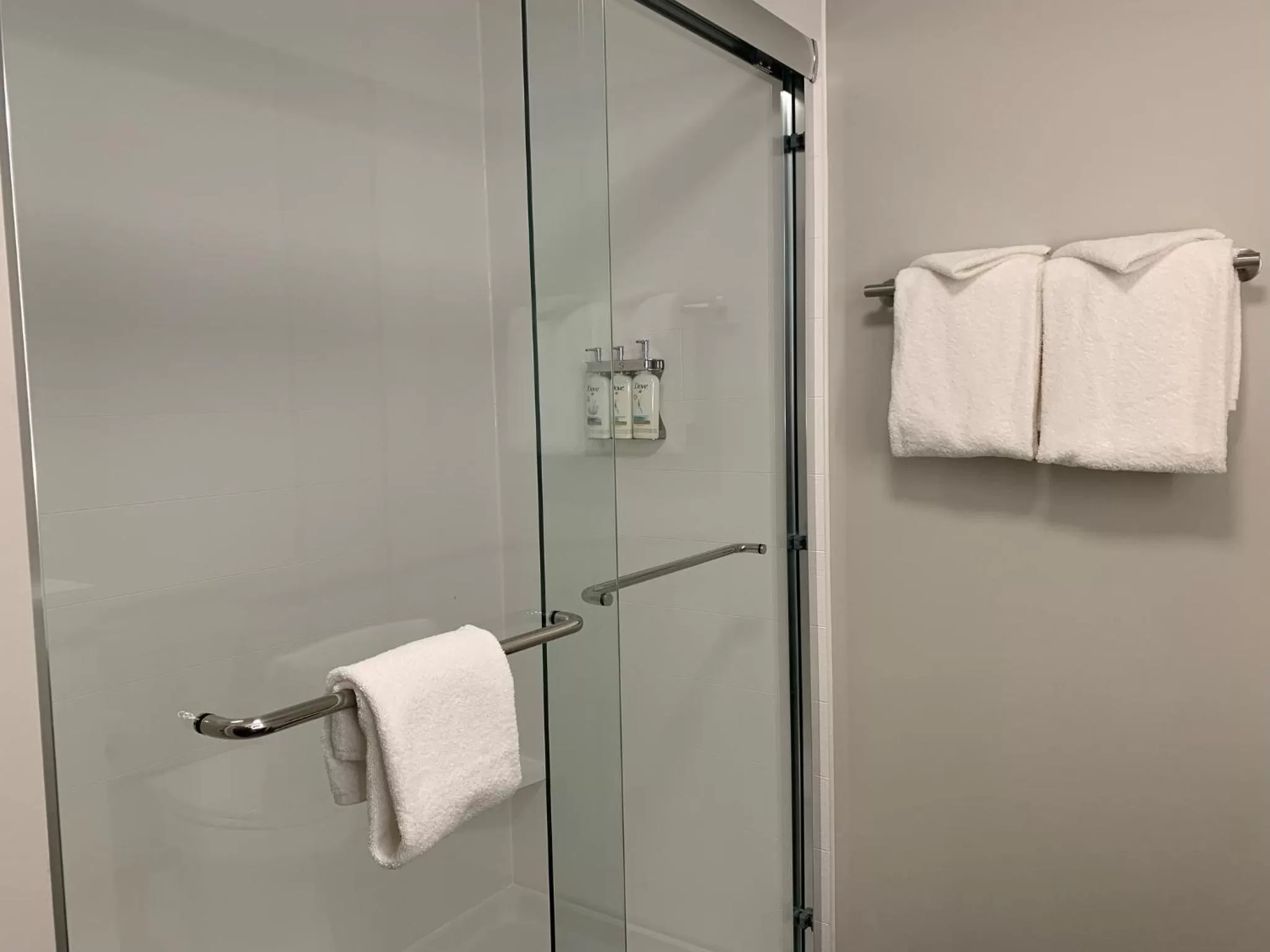 Bathroom in Holiday Inn Express & Suites Courtenay - Comox by IHG
