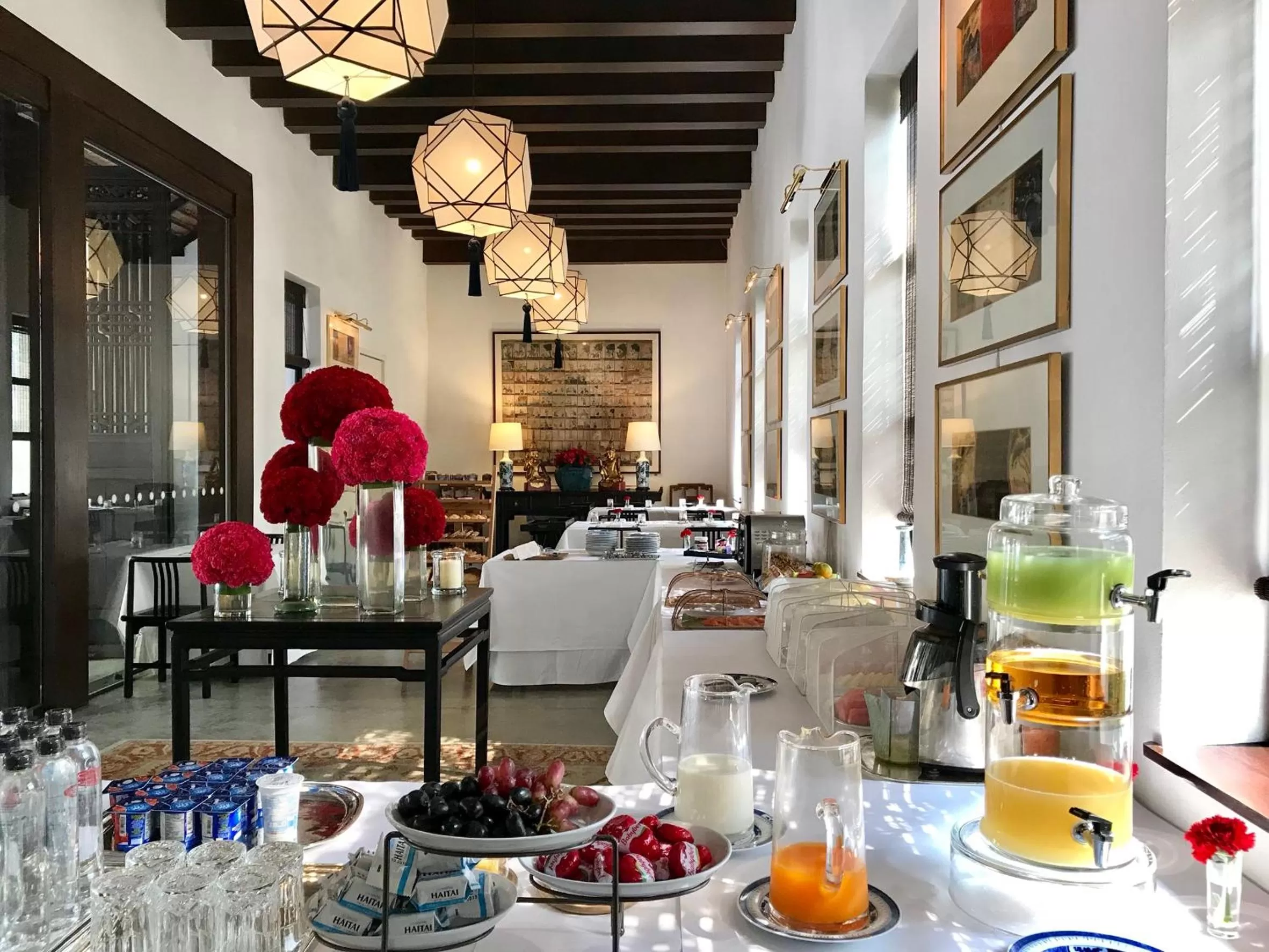 Restaurant/places to eat in Rachamankha Hotel