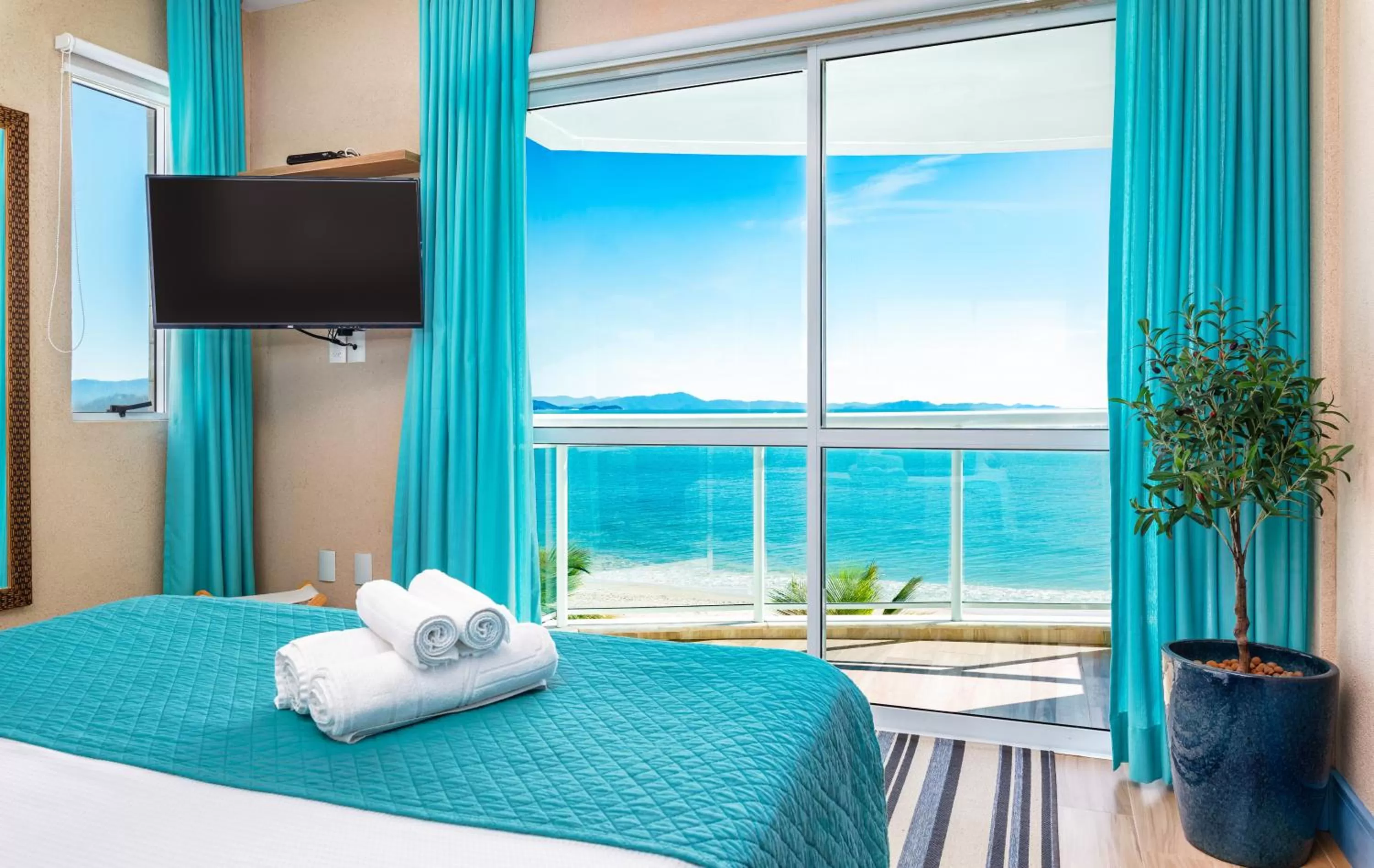 Sea view, Bed in Palace Praia Hotel