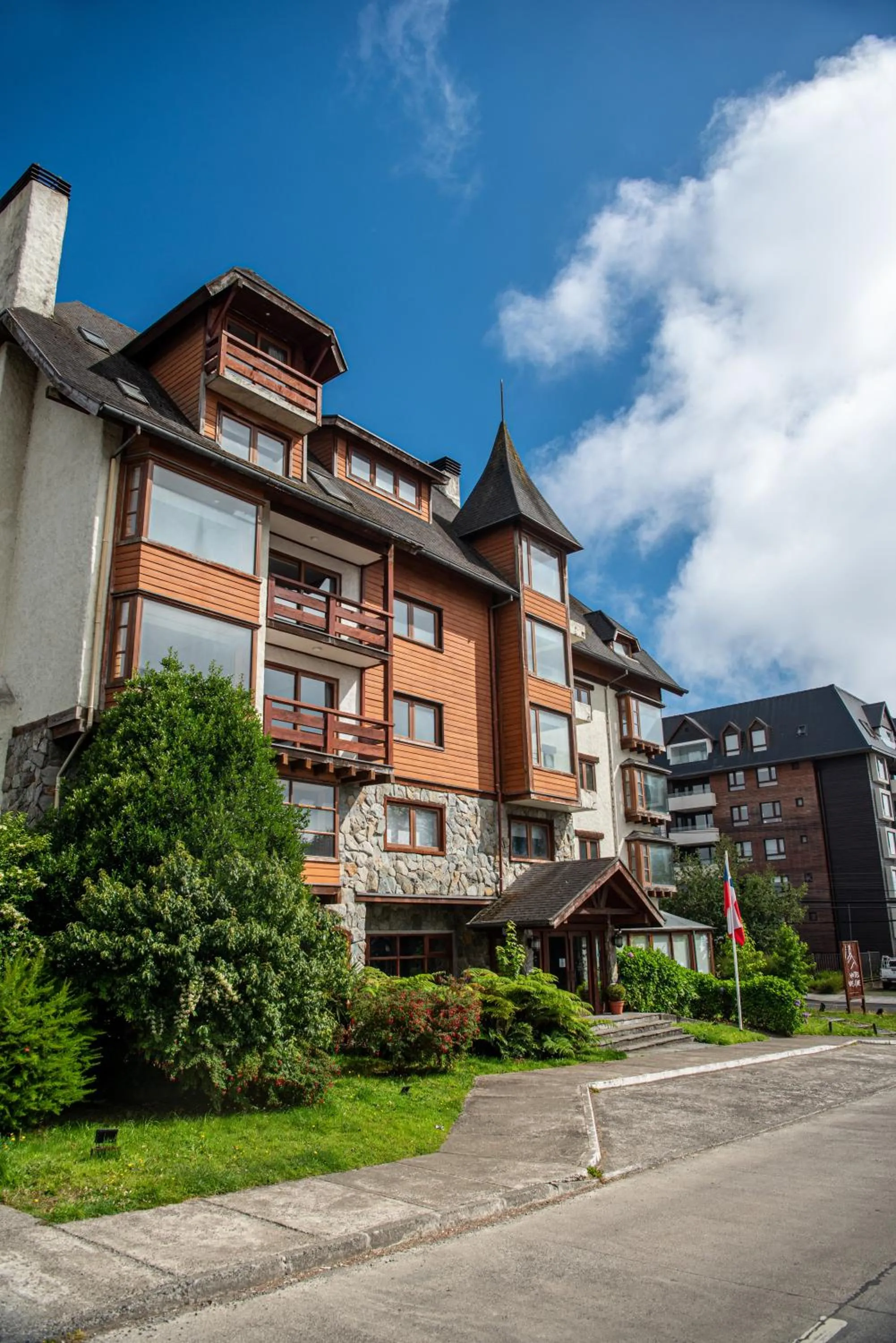 Property building in Hotel Puelche