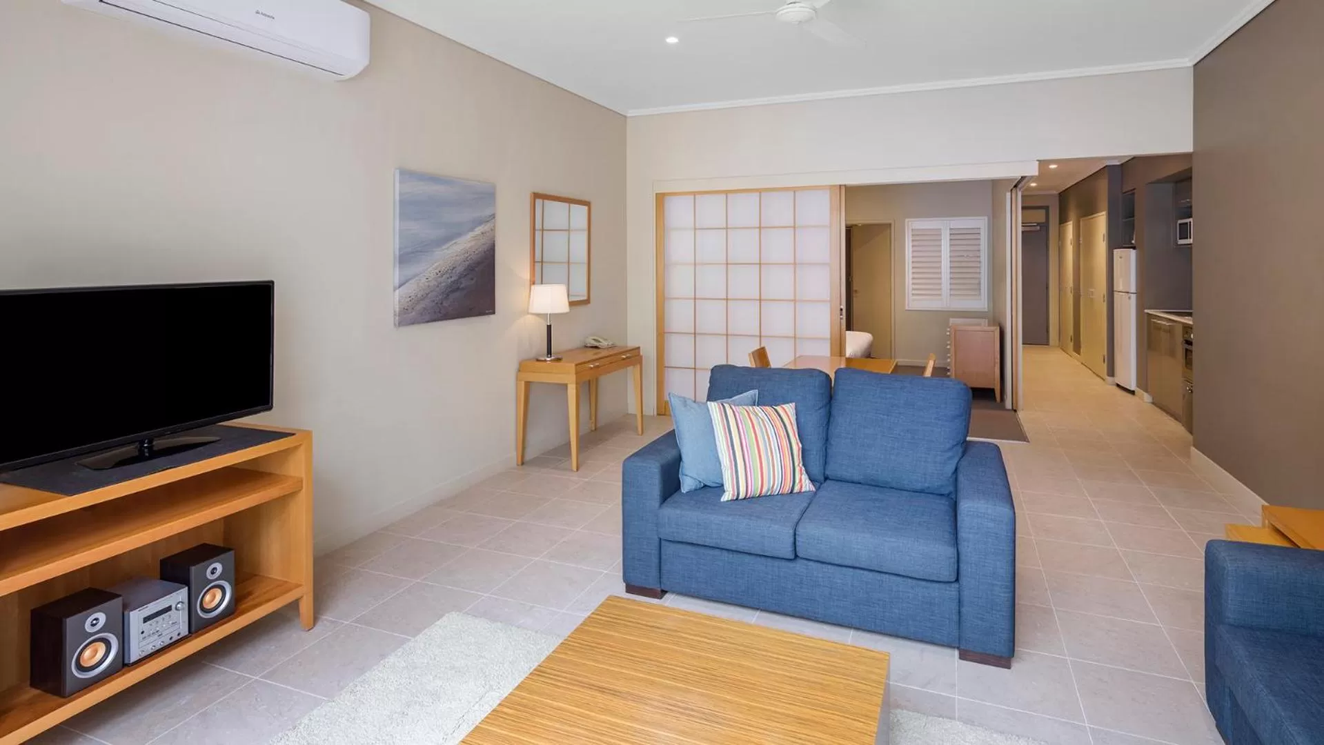 TV and multimedia in Oaks Hervey Bay Resort and Spa