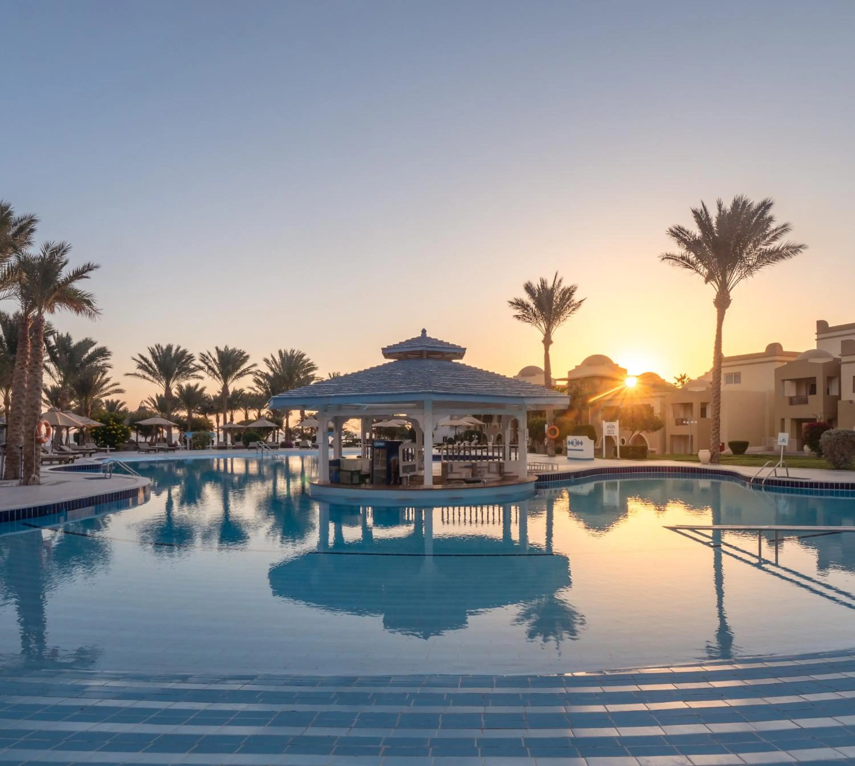 Swimming pool in Serenity Alpha Beach - Ex Serenity Makadi Beach