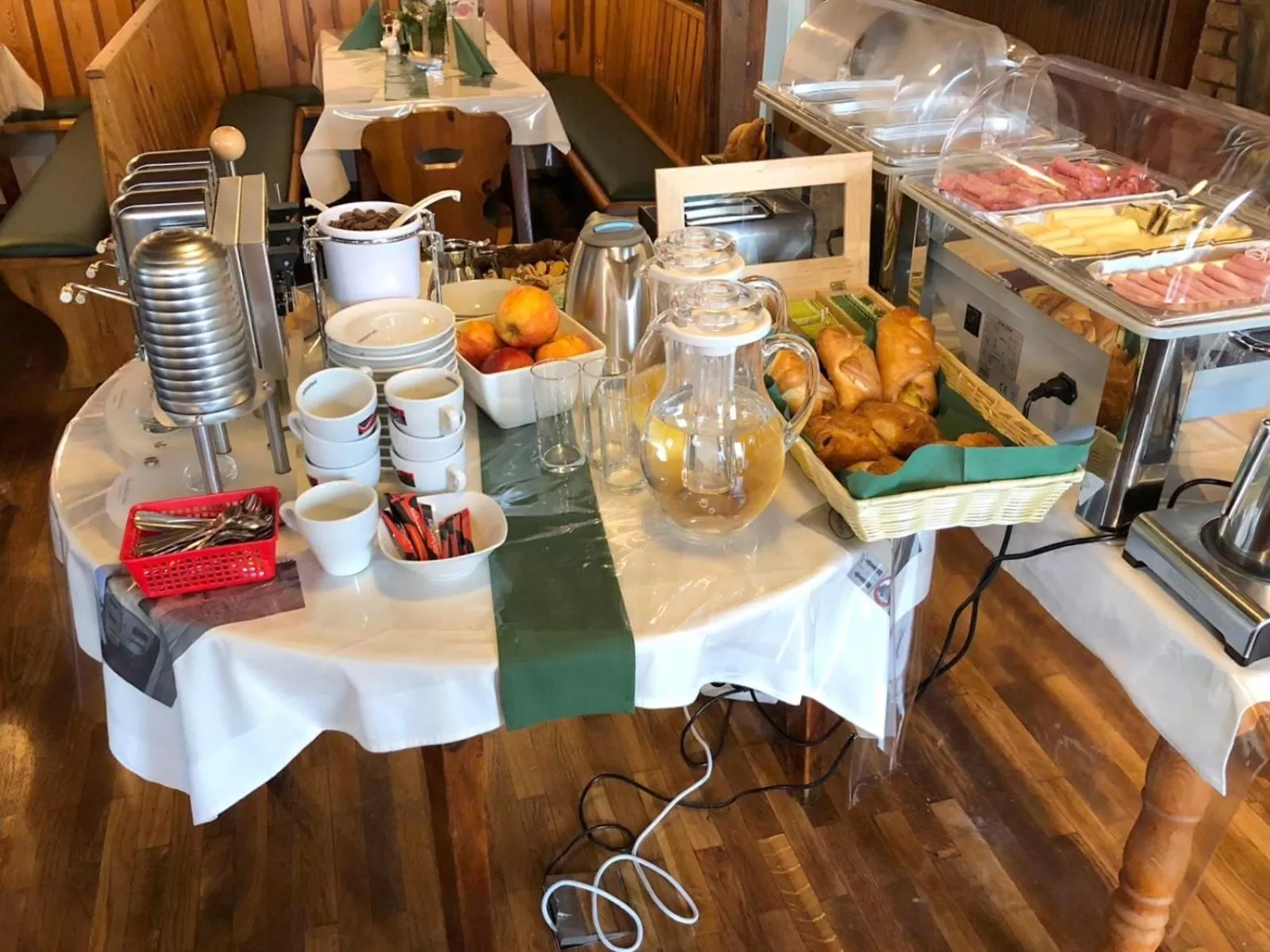 Breakfast in Pension zum Strell